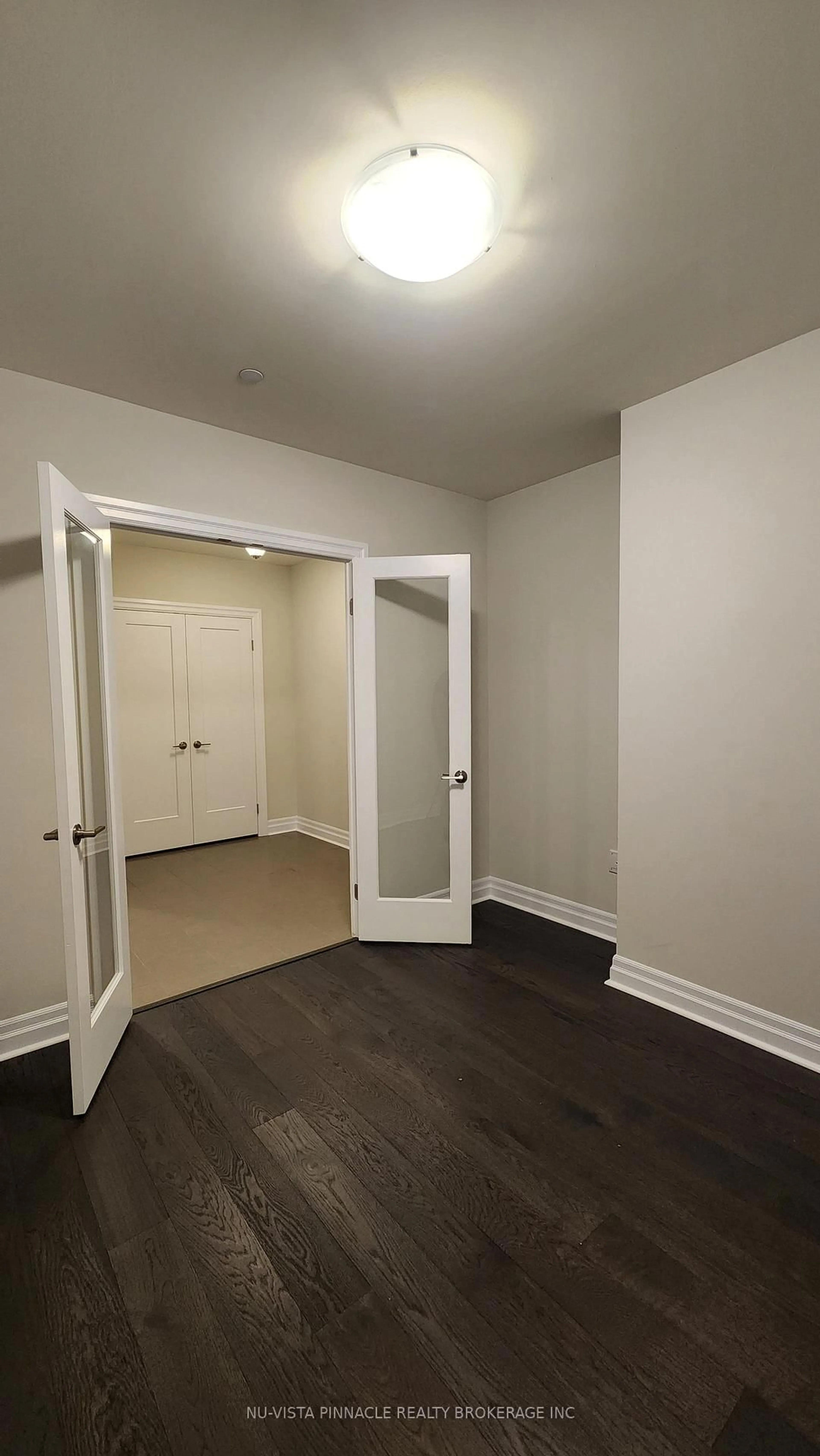 A pic of a room for 505 Talbot St #1808, London East Ontario N6A 2S6