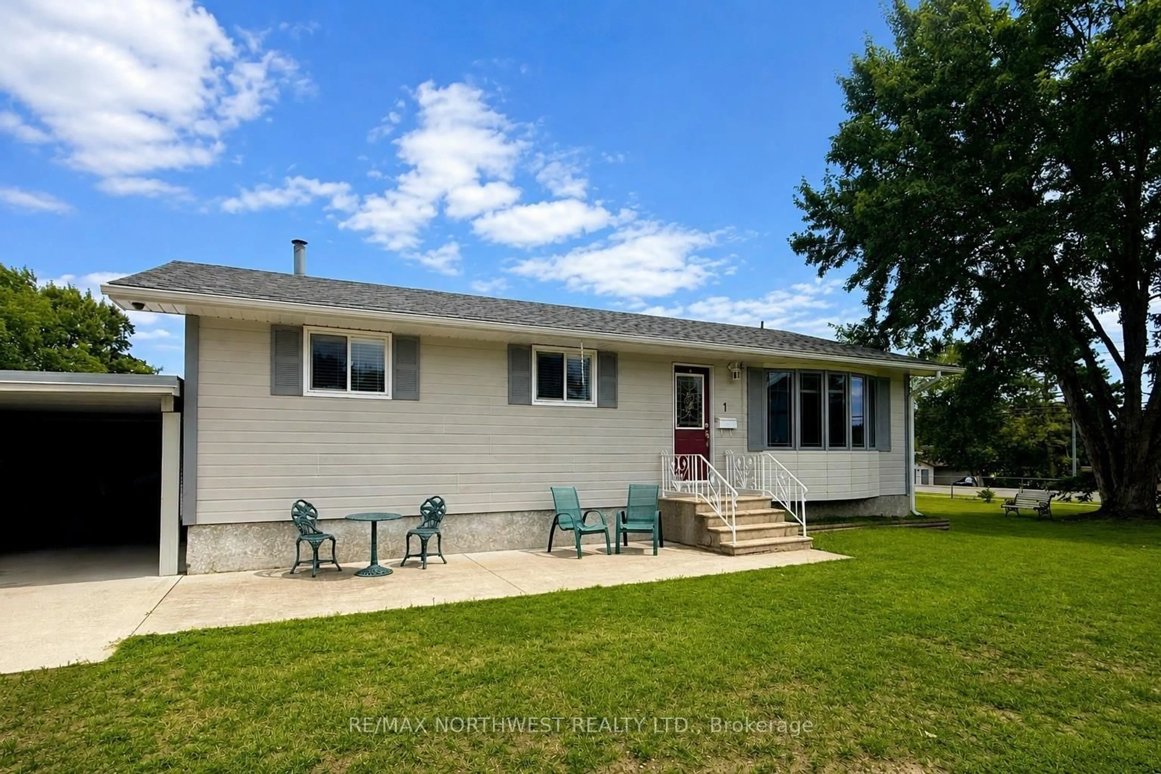 Home with vinyl exterior material, street for 1 Kirkpatrick Ave, Kenora Ontario P9N 4K5