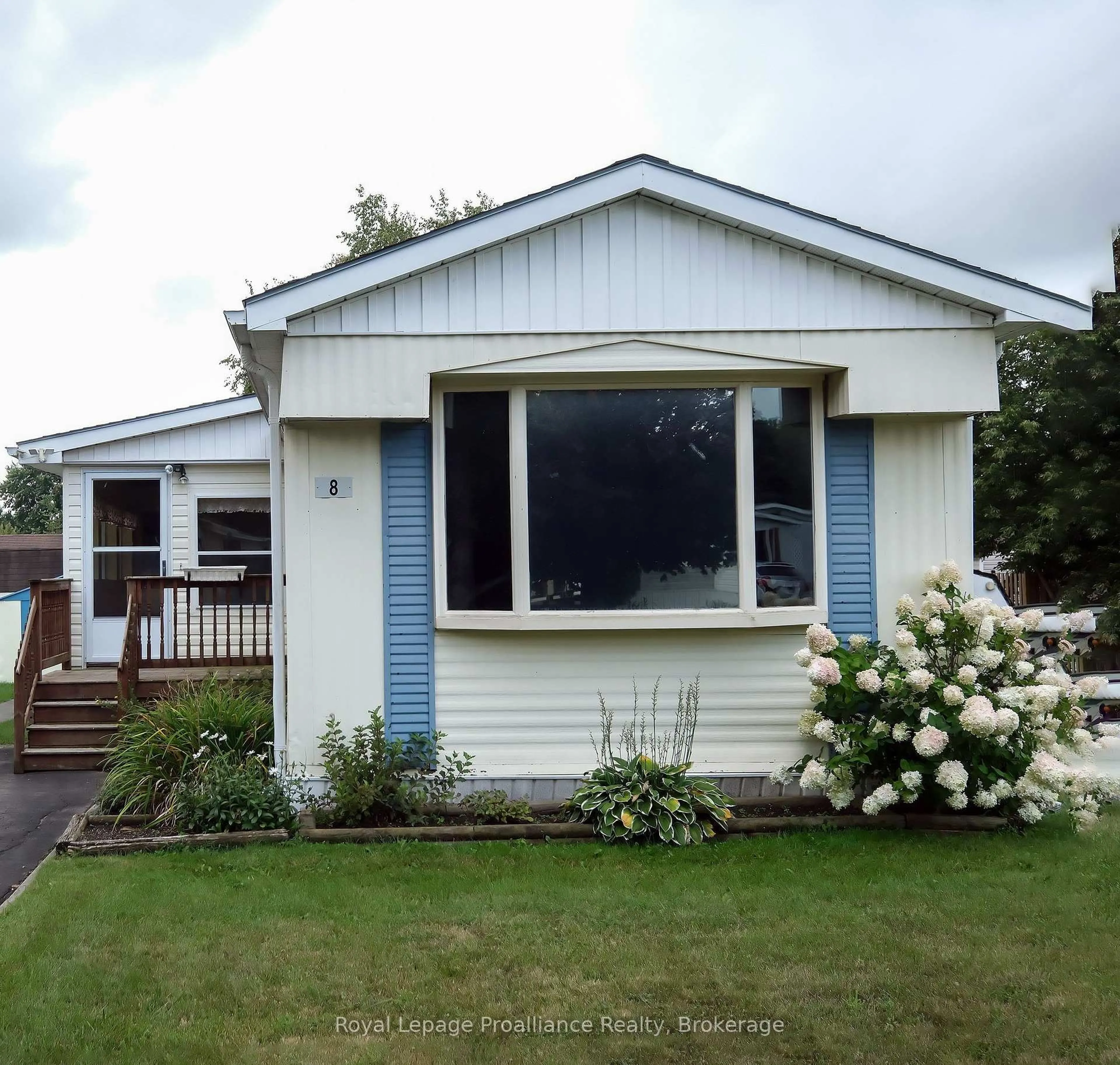 Home with vinyl exterior material, street for 8 Juniper Lane, Quinte West Ontario K8N 4Z3