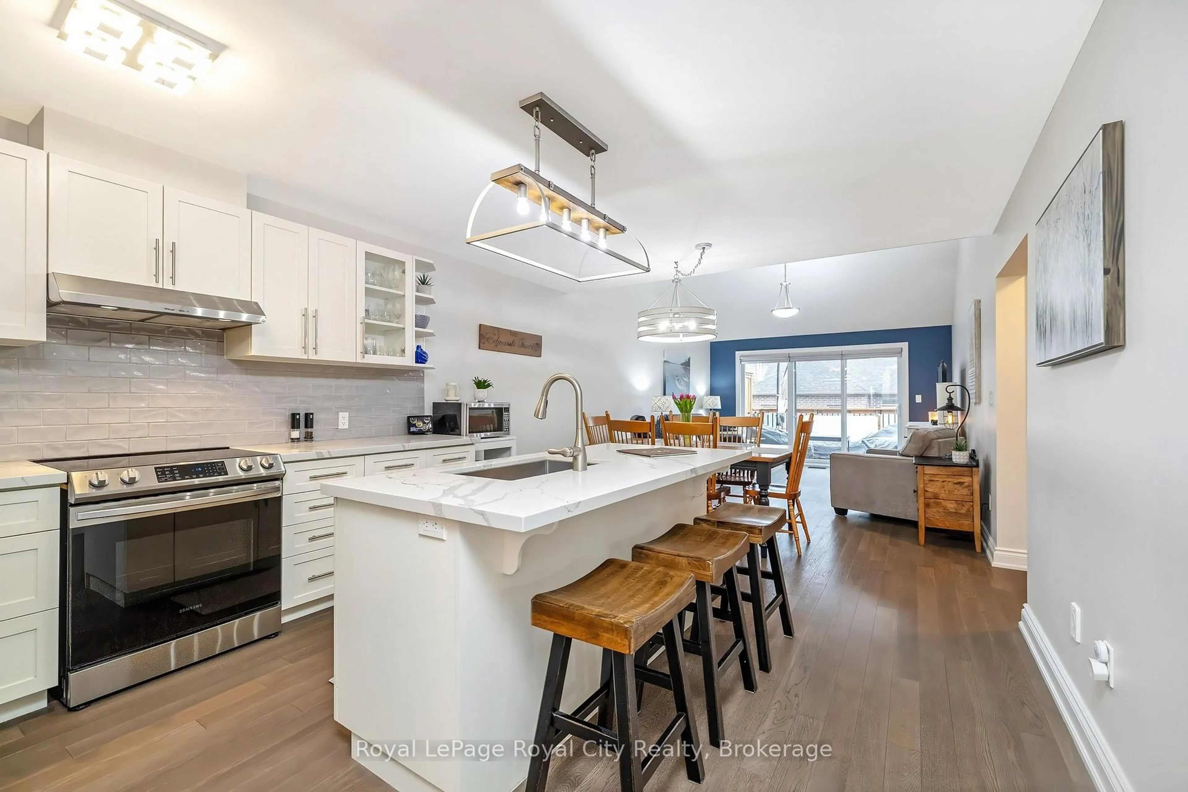 Open concept kitchen, ceramic/tile floor for 38 Juniper St, Guelph/Eramosa Ontario N0B 2K0