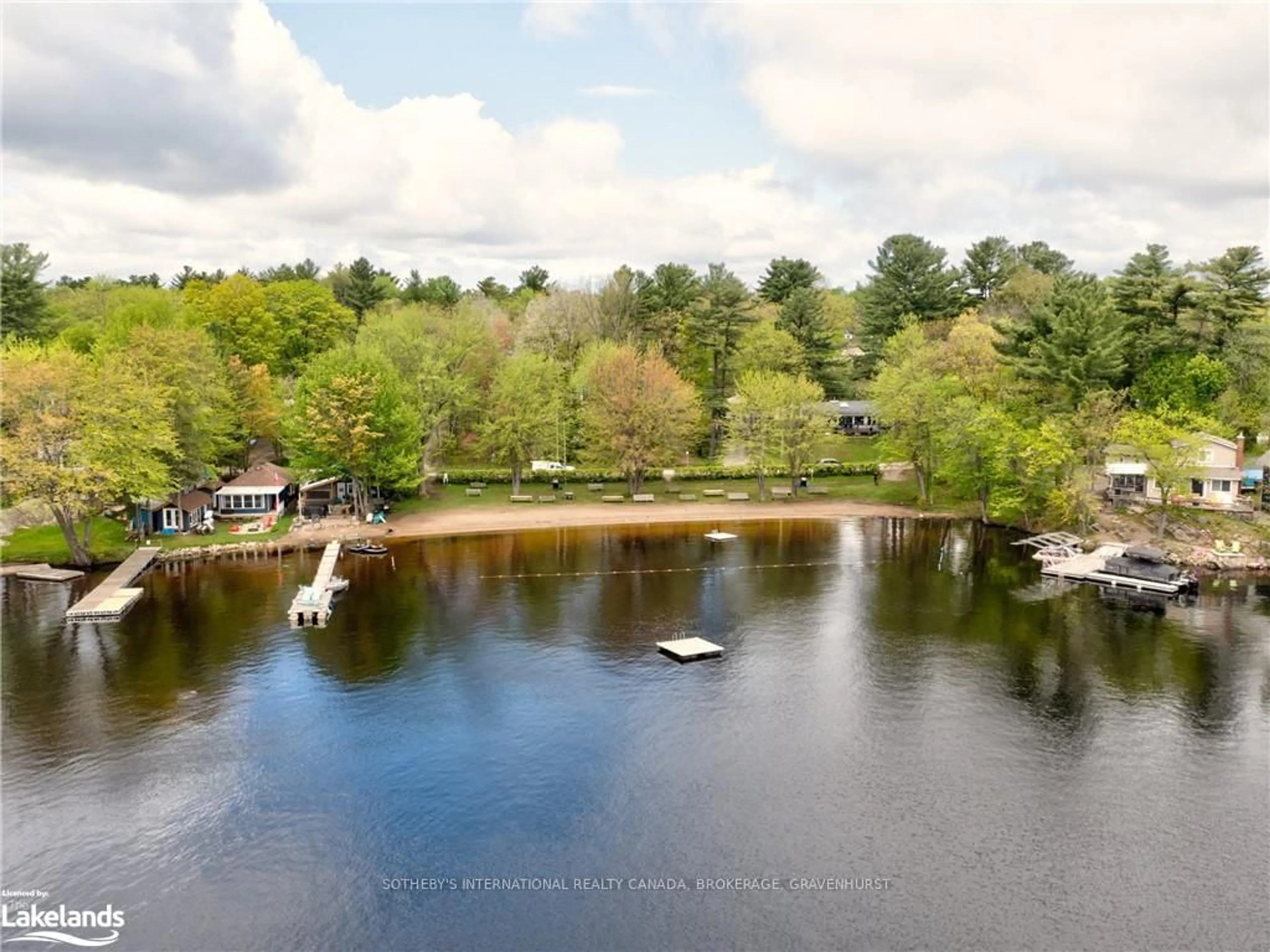 A pic from outside/outdoor area/front of a property/back of a property/a pic from drone, water/lake/river/ocean view for 1209 NORTH KAHSHE LAKE Rd, Gravenhurst Ontario P0E 1G0
