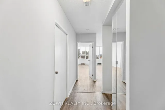 389 DUNDAS St #2205, London East 4