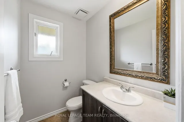 304 Valade Cres, Orleans 5