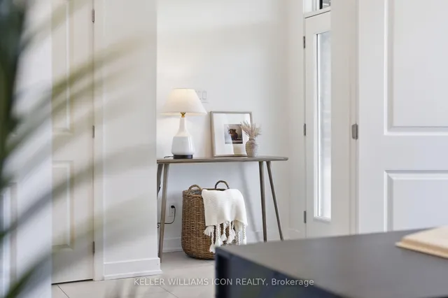 702 Rosales Rdge, Ottawa 5