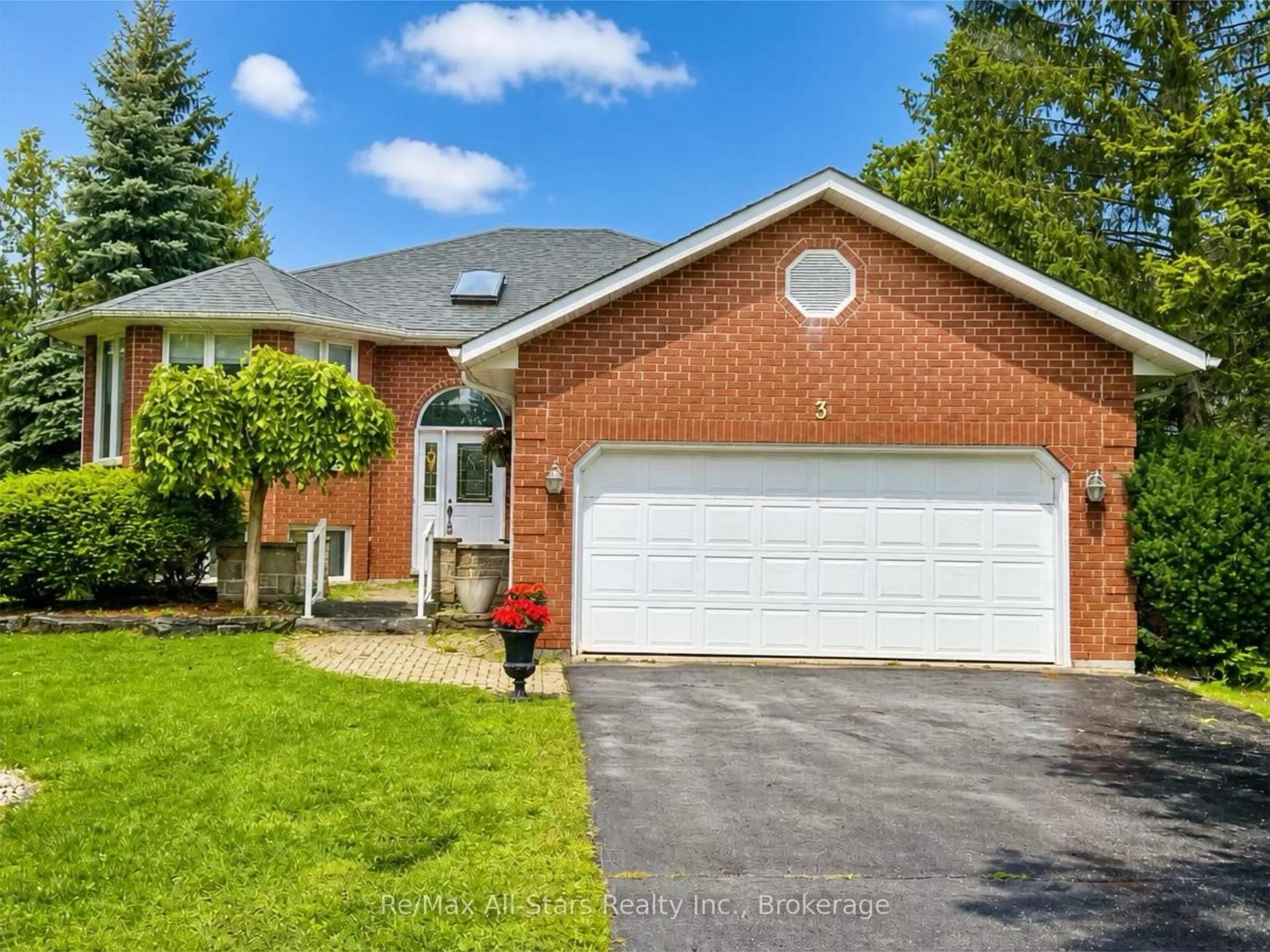 Home with brick exterior material, street for 3 Governors Dr, Kawartha Lakes Ontario K0M 1A0