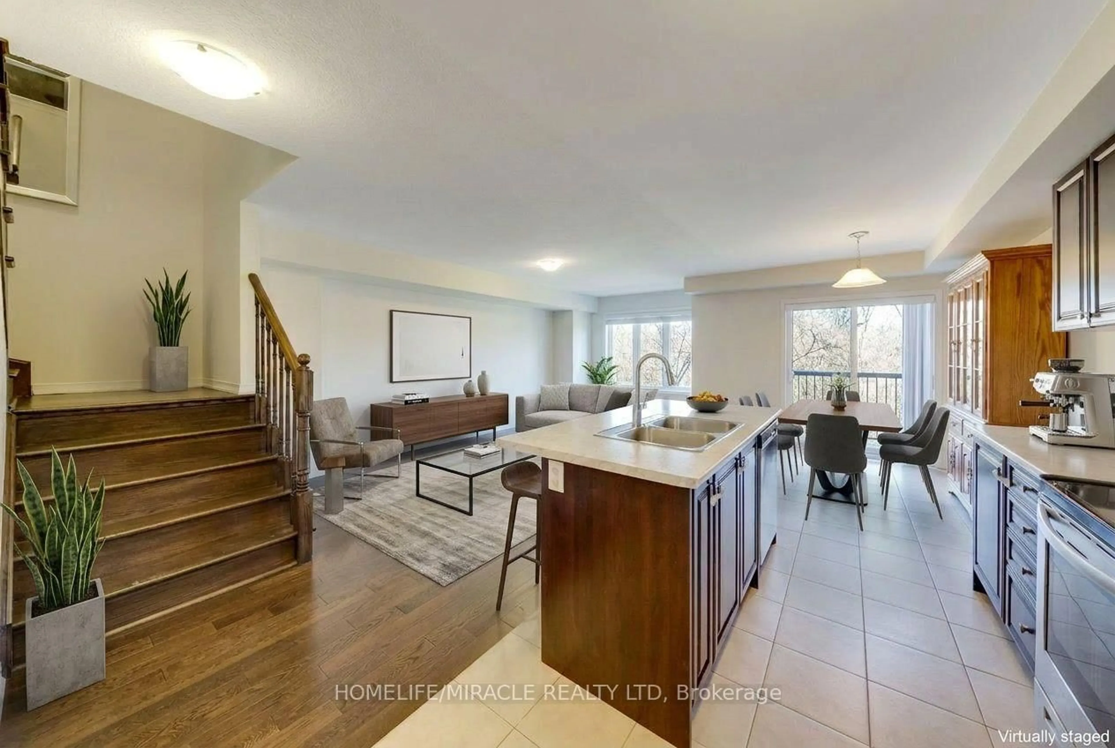 Open concept kitchen, unknown for 96 Esther Cres, Thorold Ontario L3B 0G3