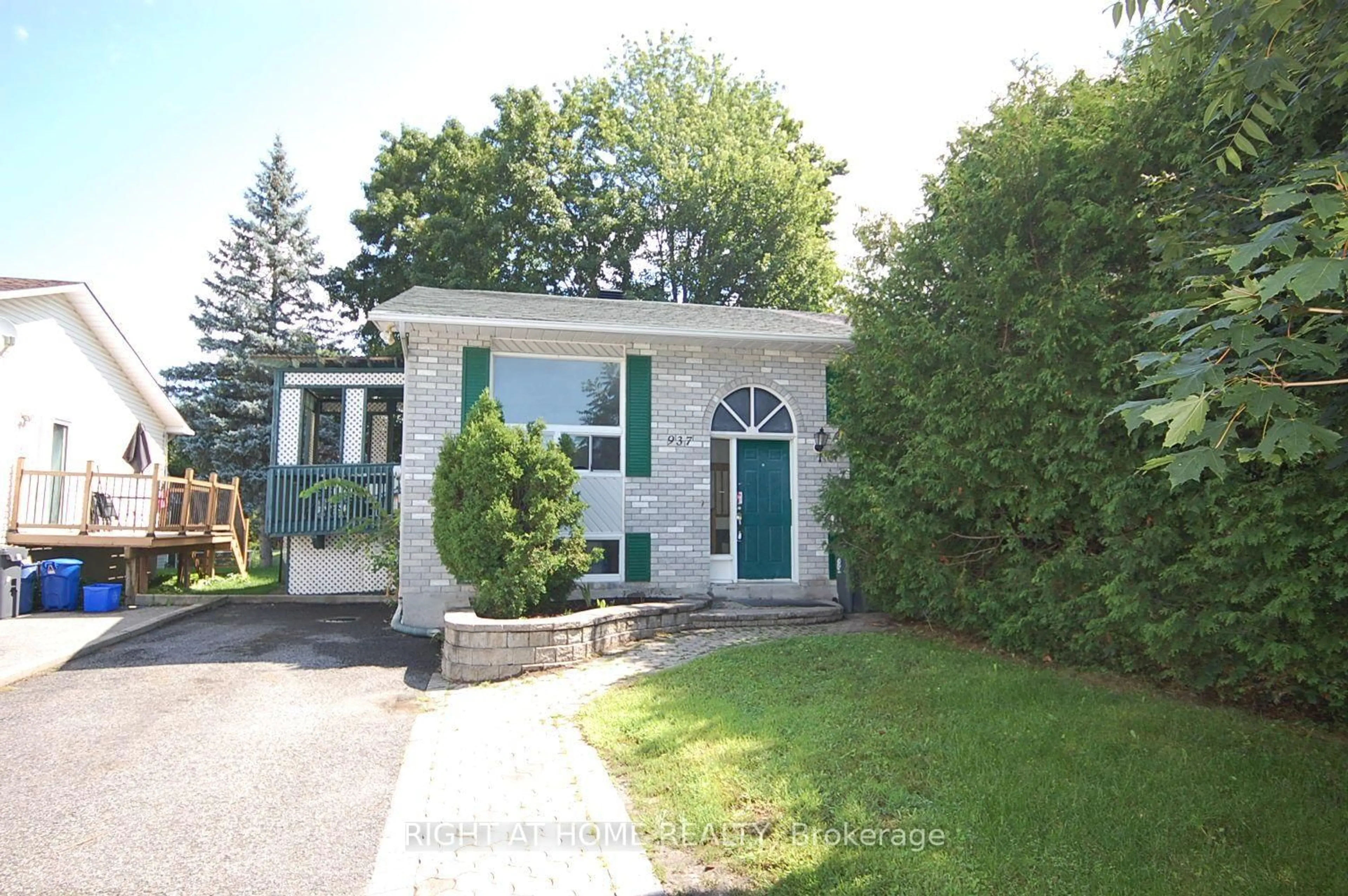 Unknown for 937 Morris St, Clarence-Rockland Ontario K4K 1N1