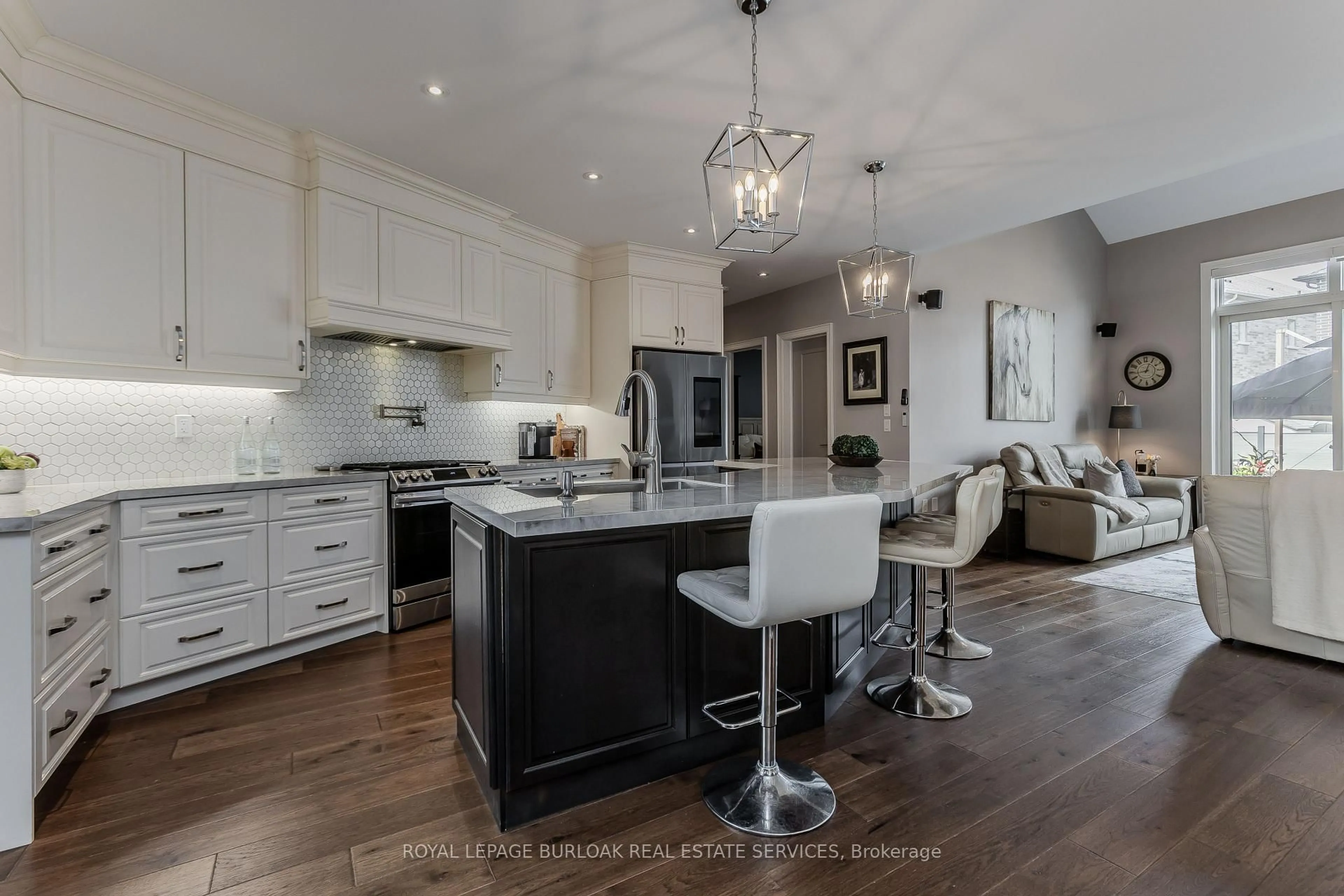 Open concept kitchen, unknown for 72 Pond View Gate, Hamilton Ontario L8B 2A1