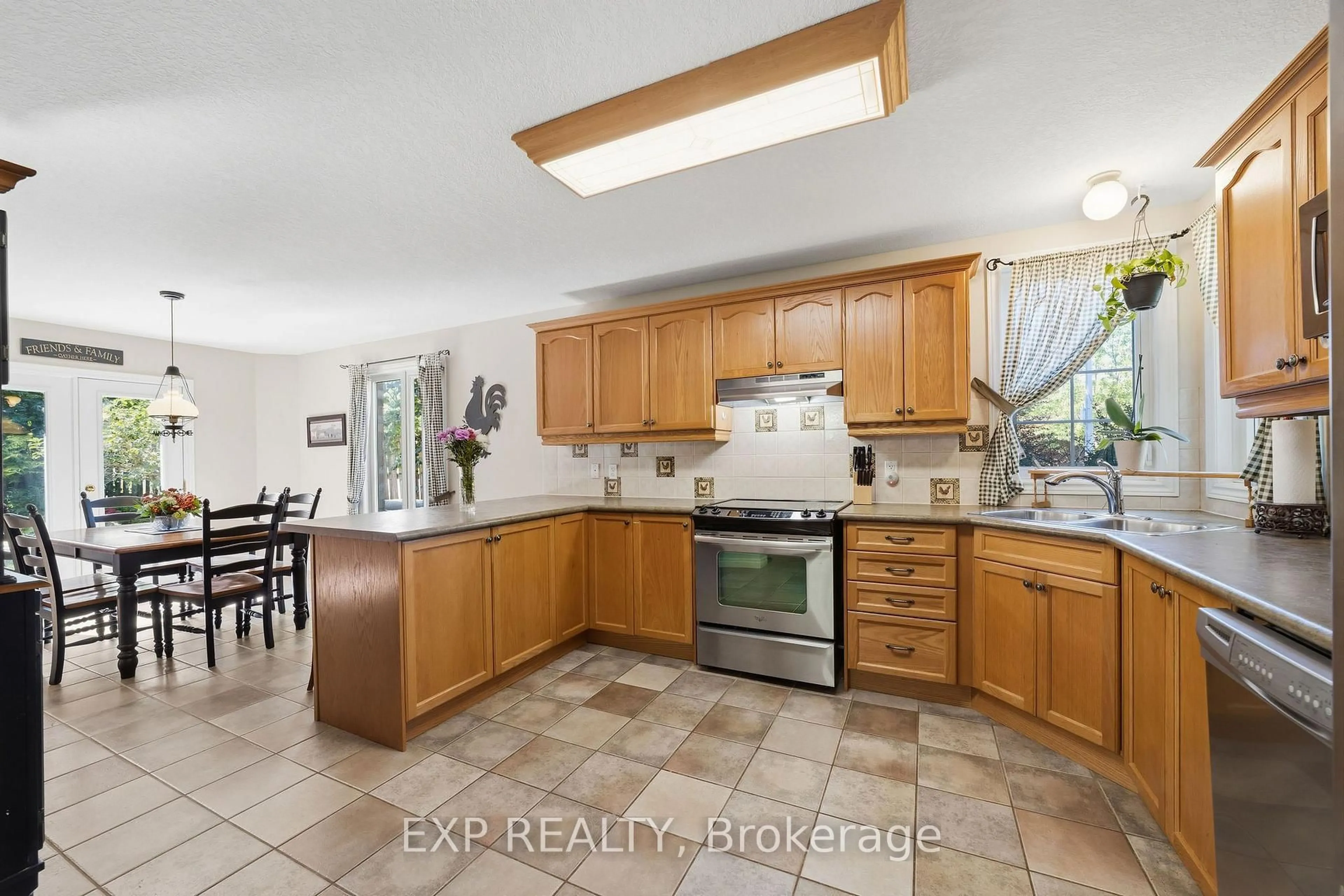 Open concept kitchen, unknown for 924 Garibaldi Ave, London North Ontario N5X 4J8