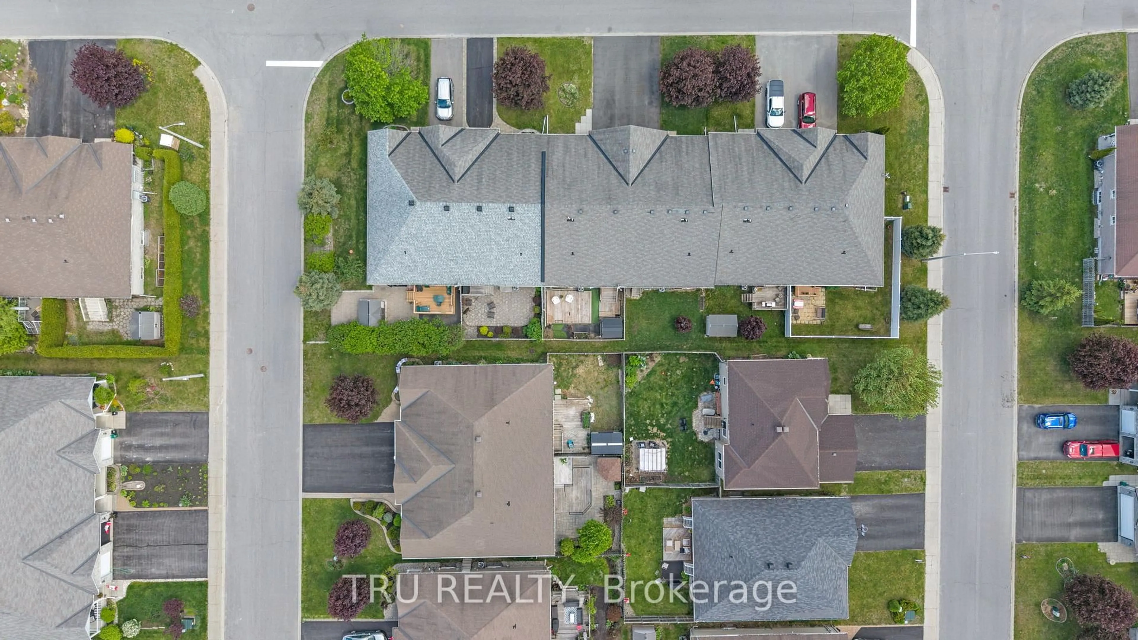 A pic from outside/outdoor area/front of a property/back of a property/a pic from drone, street for 76 Johanna St, Almonte Ontario K0A 1A0