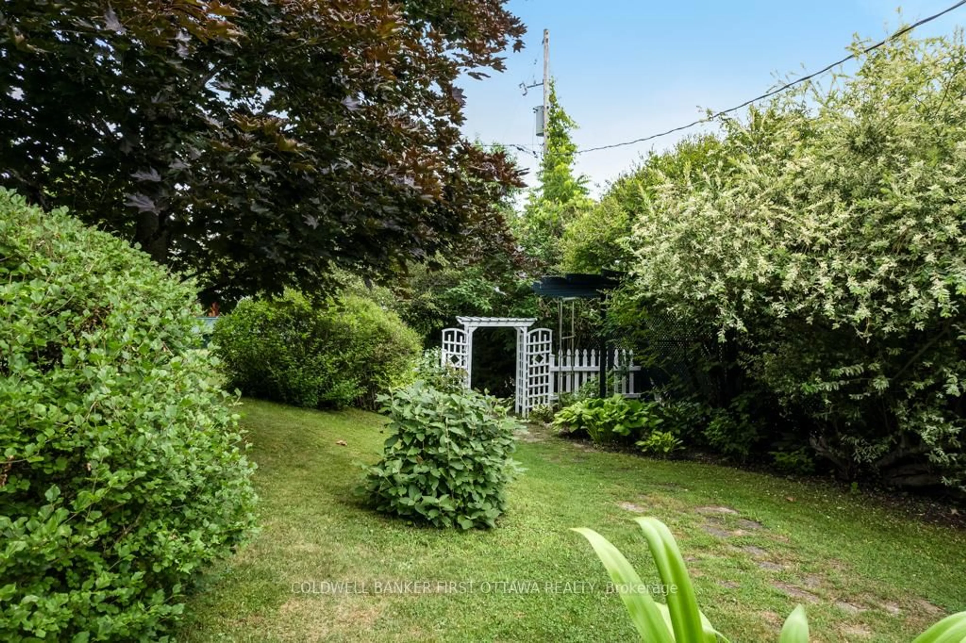 Unknown for 160 McVeety Rd, Perth Ontario K7H 3C7