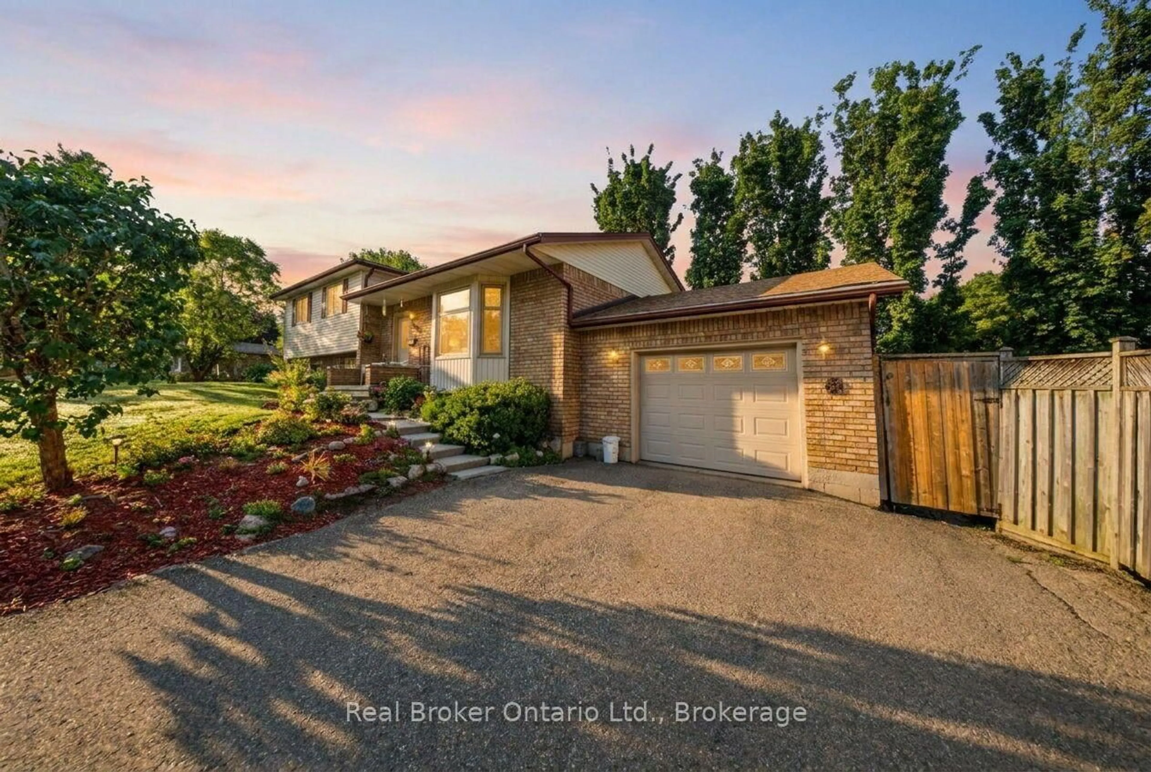 Home with brick exterior material, water/lake/river/ocean view for 134 Frederick St, Guelph/Eramosa Ontario N0B 2K0