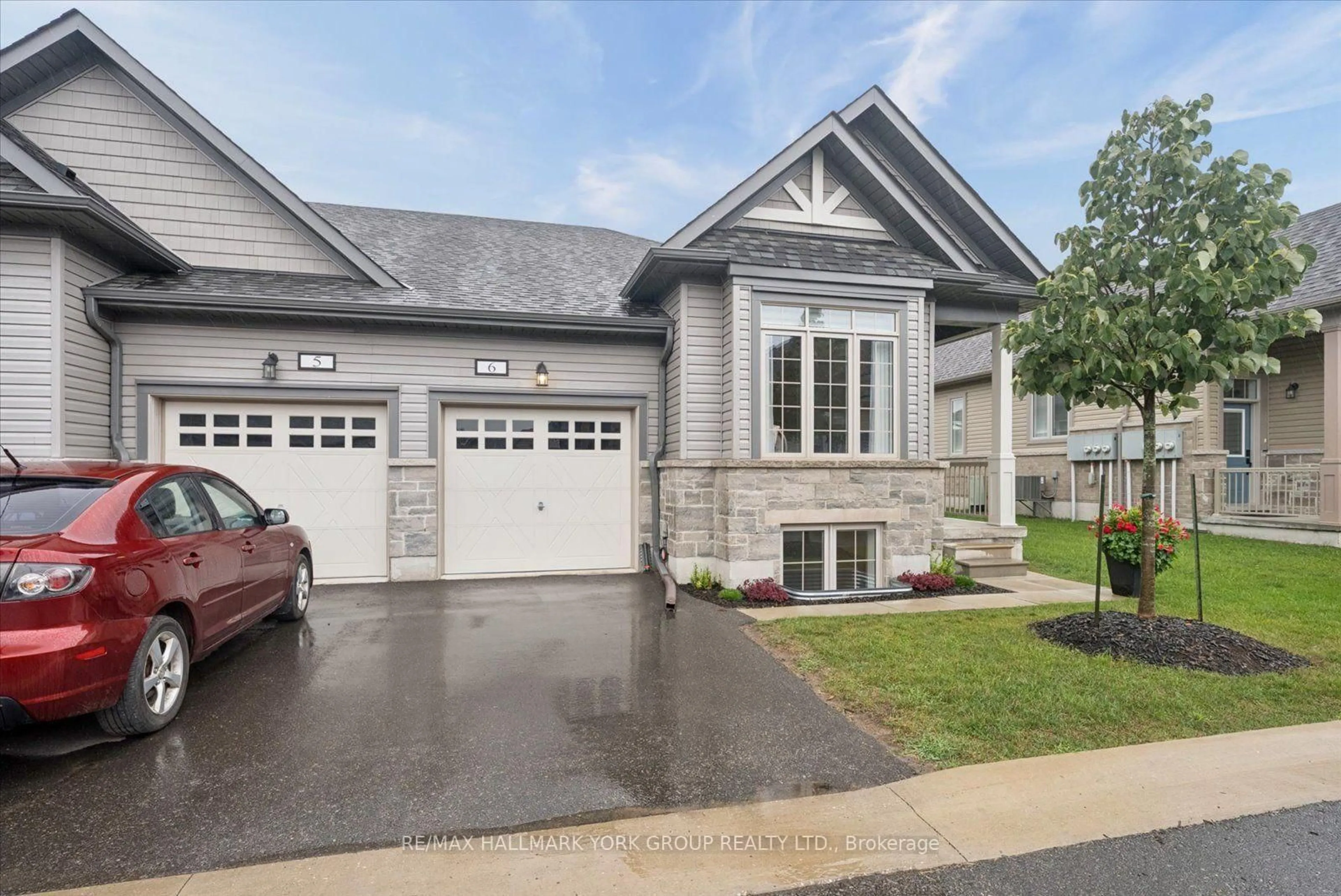 Home with vinyl exterior material, street for 17 Lakewood Cres #6, Kawartha Lakes Ontario K0M 1A0