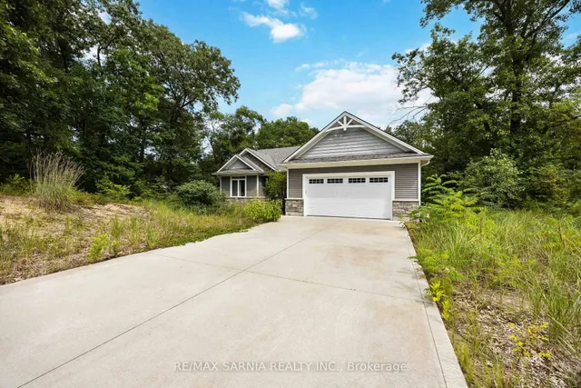 9934 Nipigon St, Lambton Shores 5