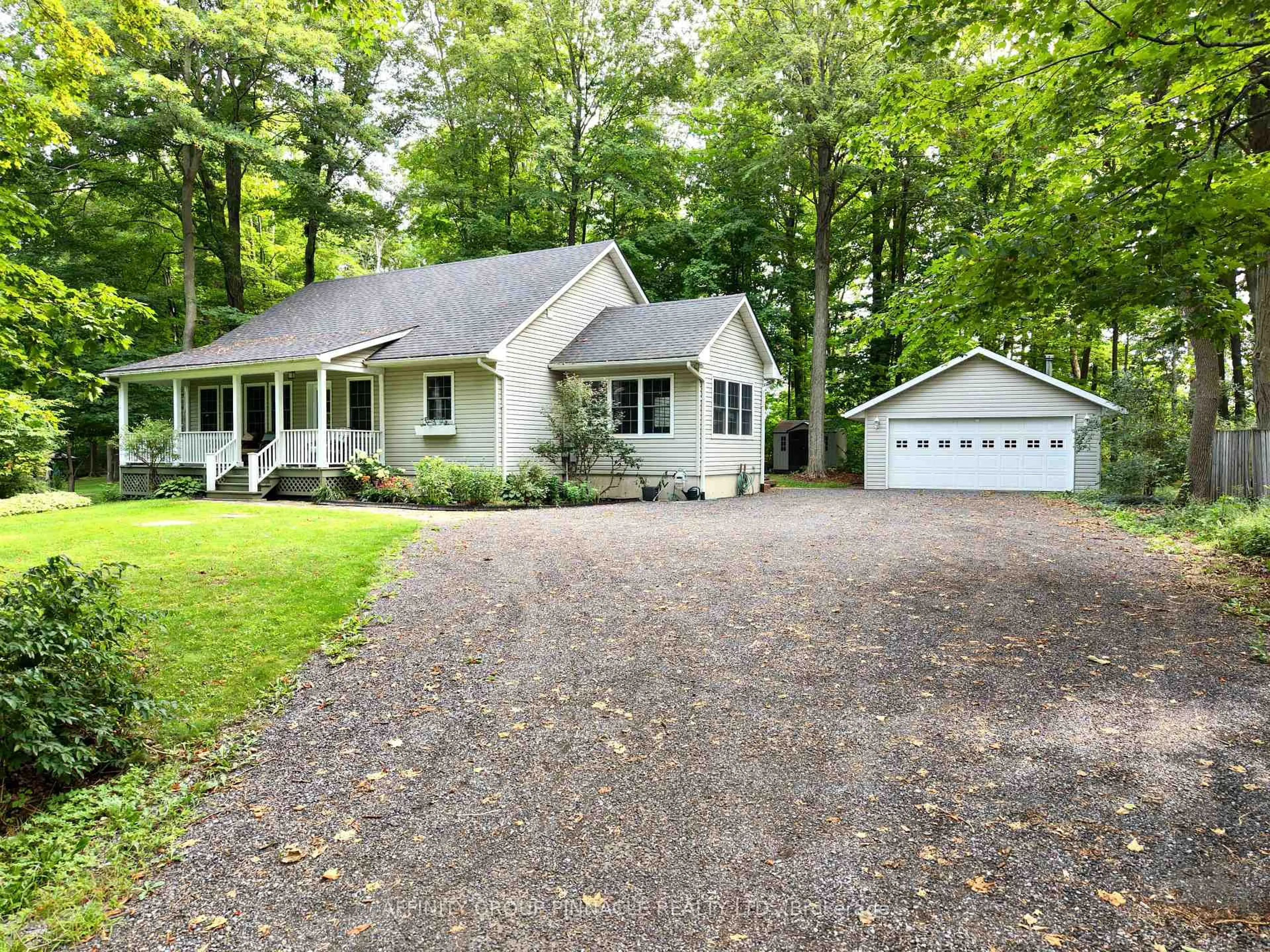 Home with vinyl exterior material, unknown for 38 Westview Dr, Kawartha Lakes Ontario K0L 2W0