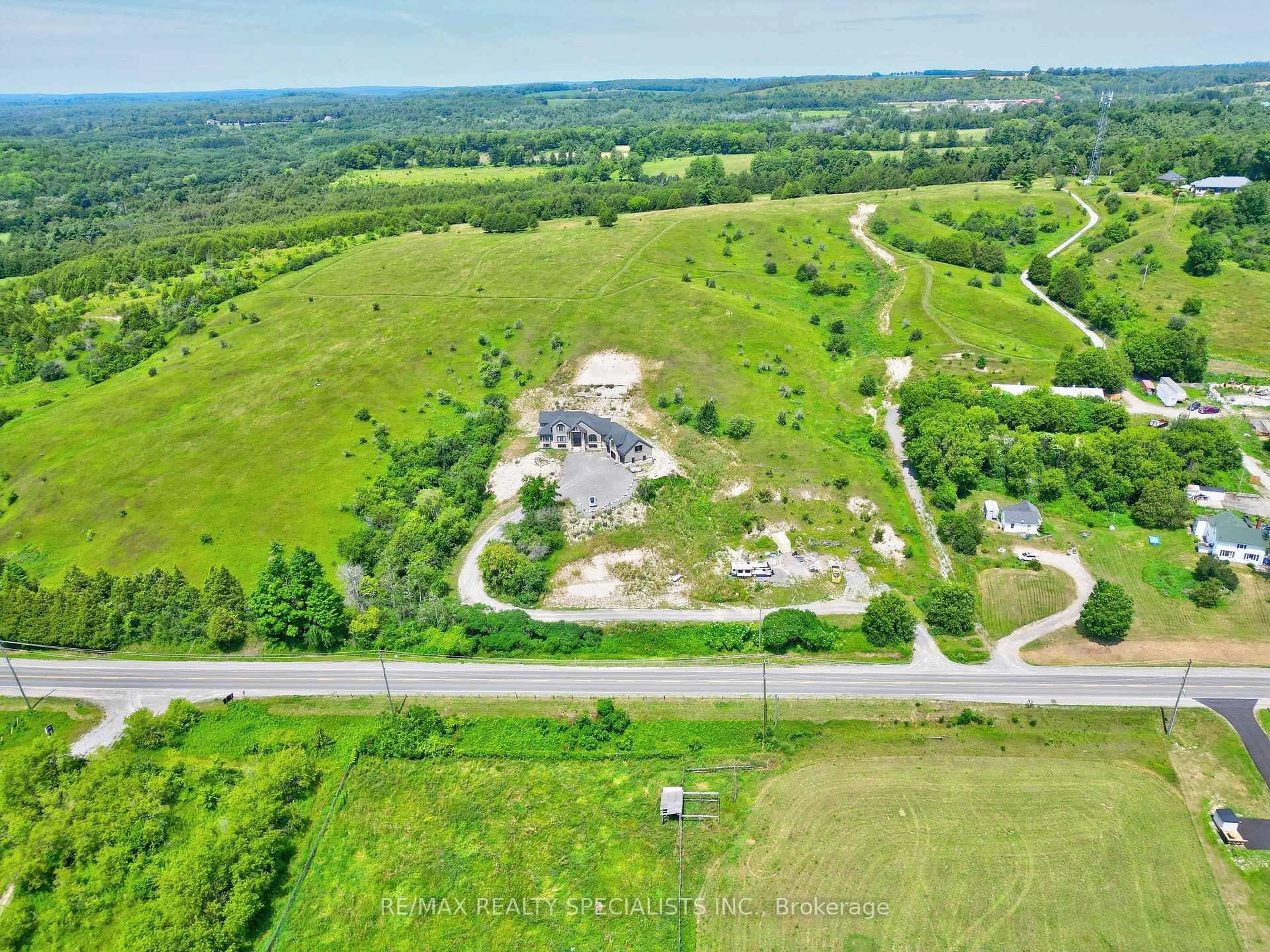 A pic from outside/outdoor area/front of a property/back of a property/a pic from drone, unknown for 12846 County Rd 2 Rd, Cramahe Ontario K0K 1S0