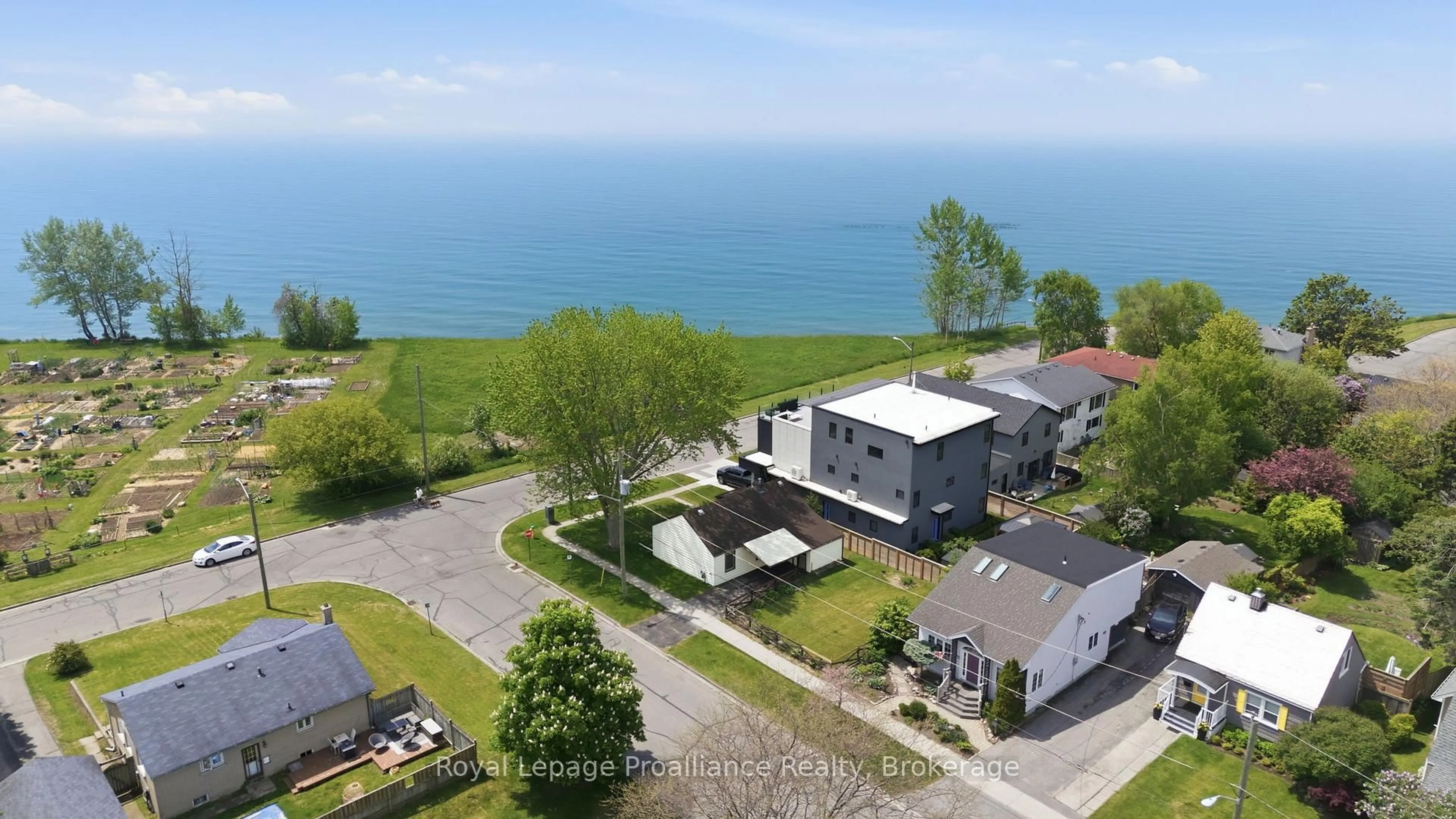 A pic from outside/outdoor area/front of a property/back of a property/a pic from drone, water/lake/river/ocean view for 478 Monk St, Cobourg Ontario K9A 2T1