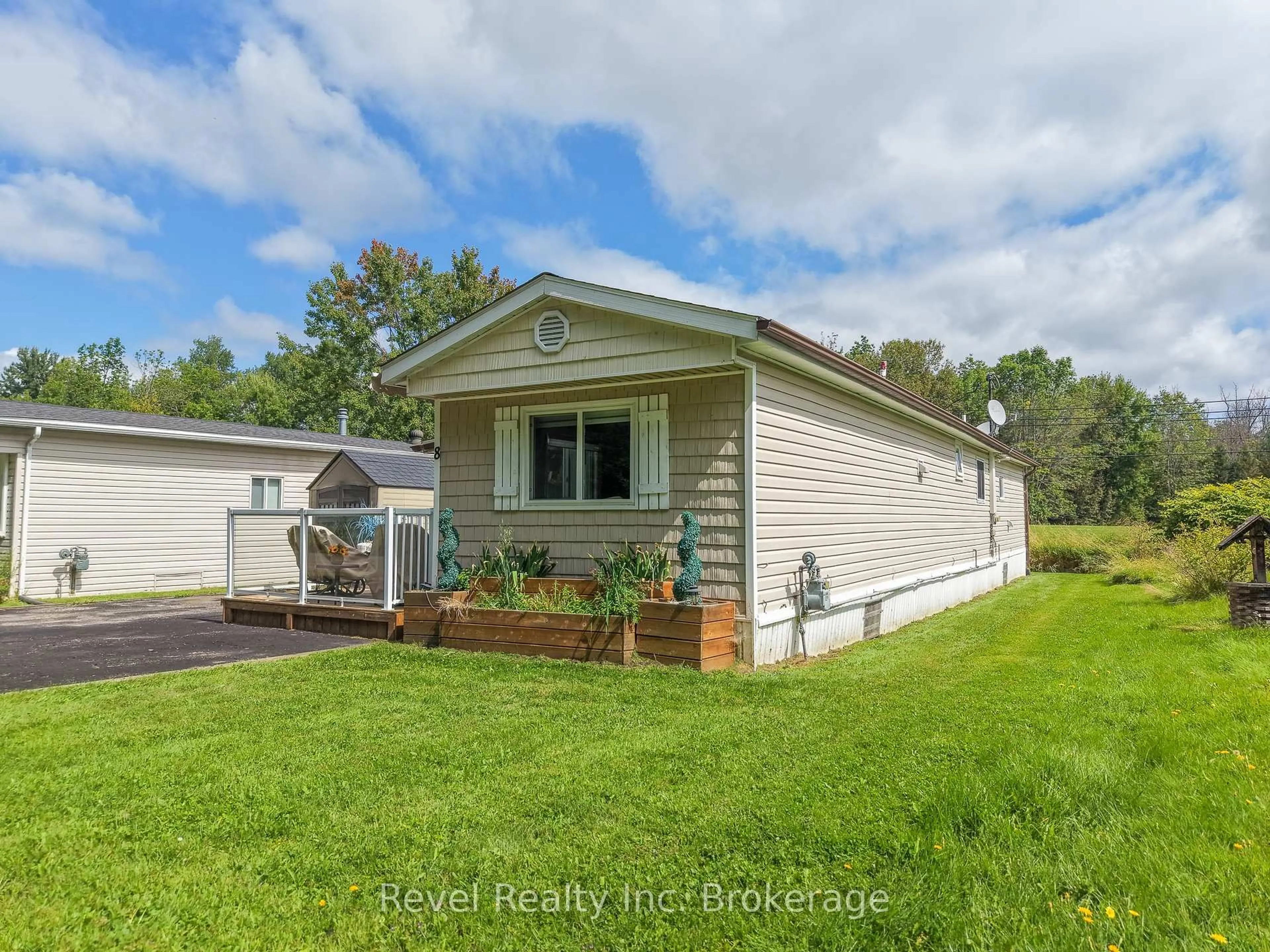 Home with vinyl exterior material, water/lake/river/ocean view for 395 Riverbend Rd #8, North Bay Ontario P1B 8Z4