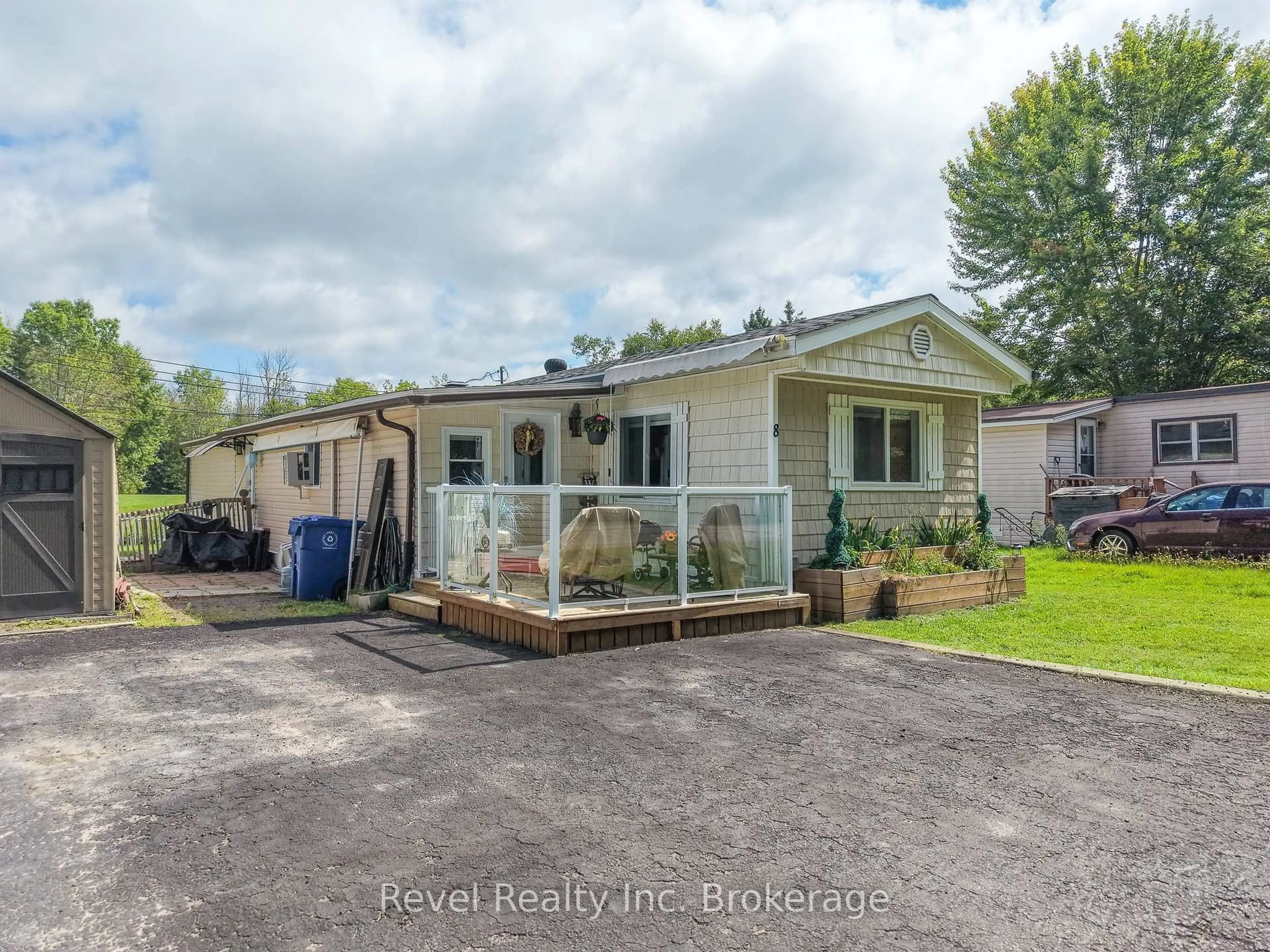 Unknown for 395 Riverbend Rd #8, North Bay Ontario P1B 8Z4