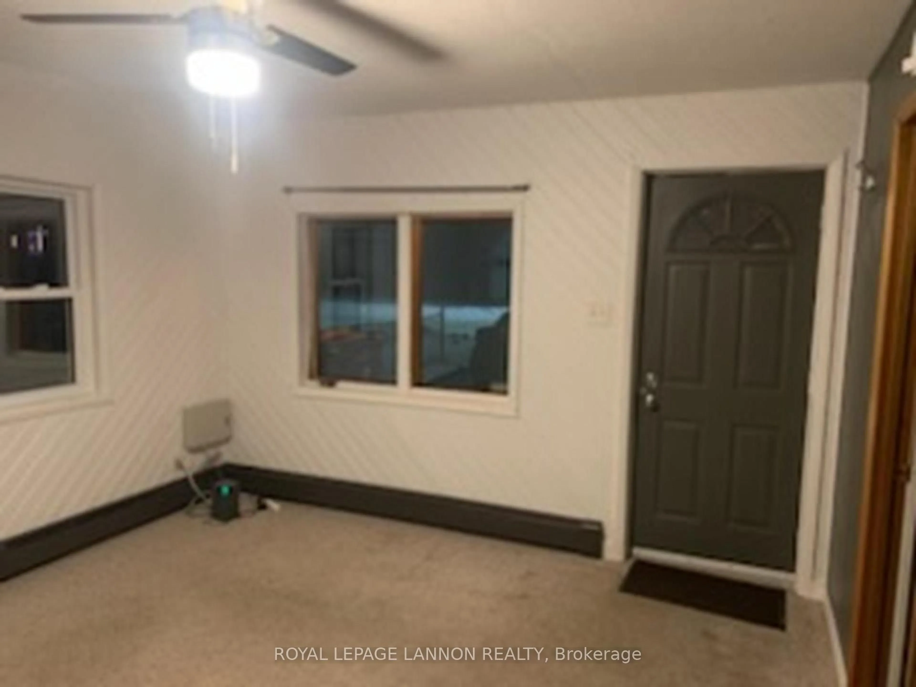 A pic of a room for 474 Marion St, Thunder Bay Ontario P7A 1E1
