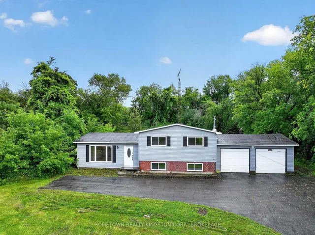 1024 South Shore Rd, Napanee 4