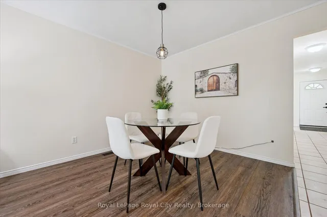73 Waxwing Cres, Guelph 5