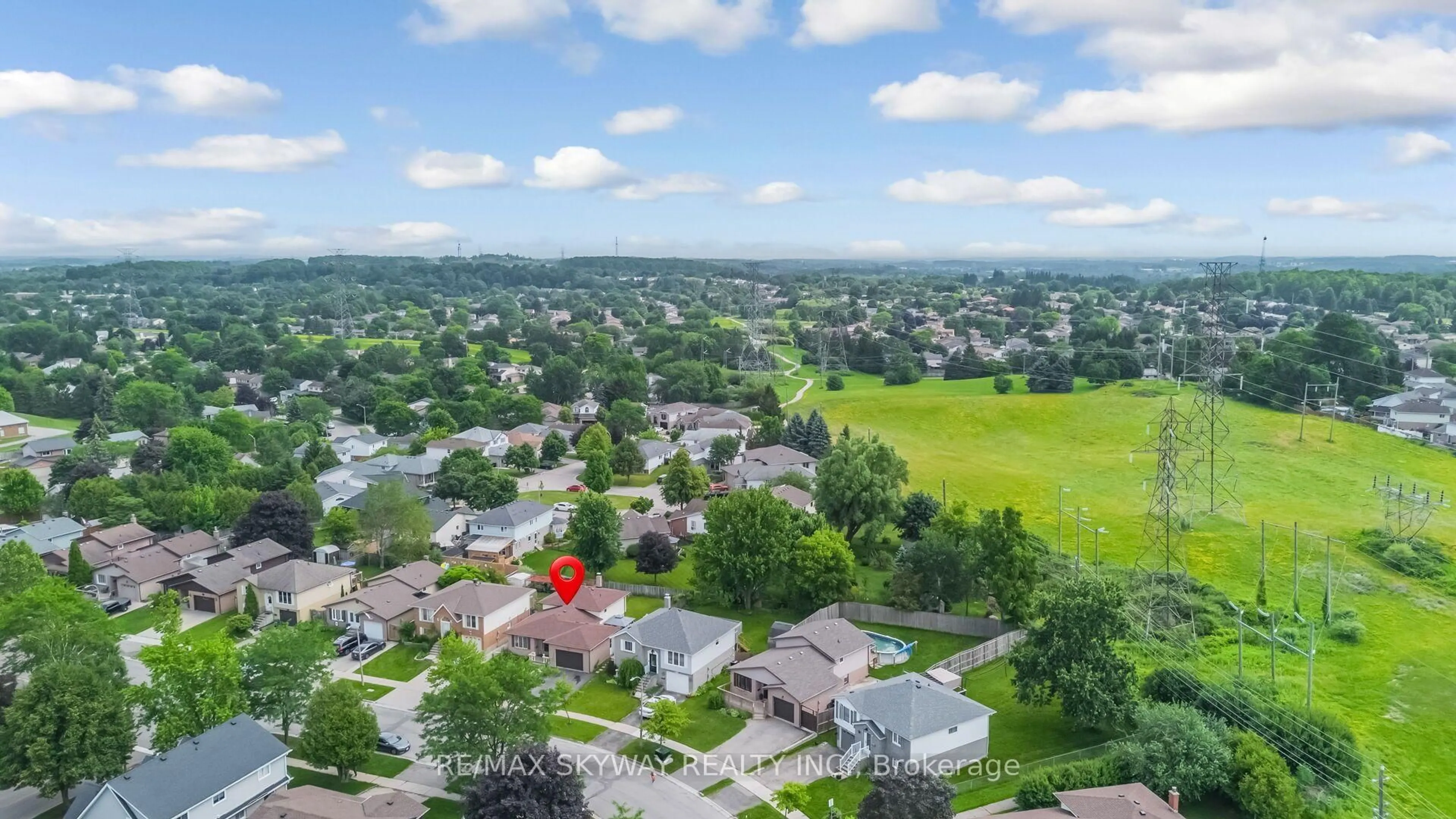 A pic from outside/outdoor area/front of a property/back of a property/a pic from drone, unknown for 42 Newbury Dr, Kitchener Ontario N2N 2X6