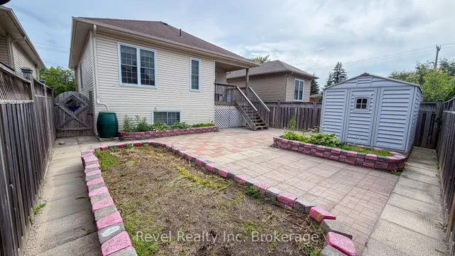 156 Greenwood Ave, North Bay 3