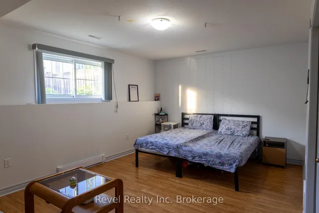 156 Greenwood Ave, North Bay 4