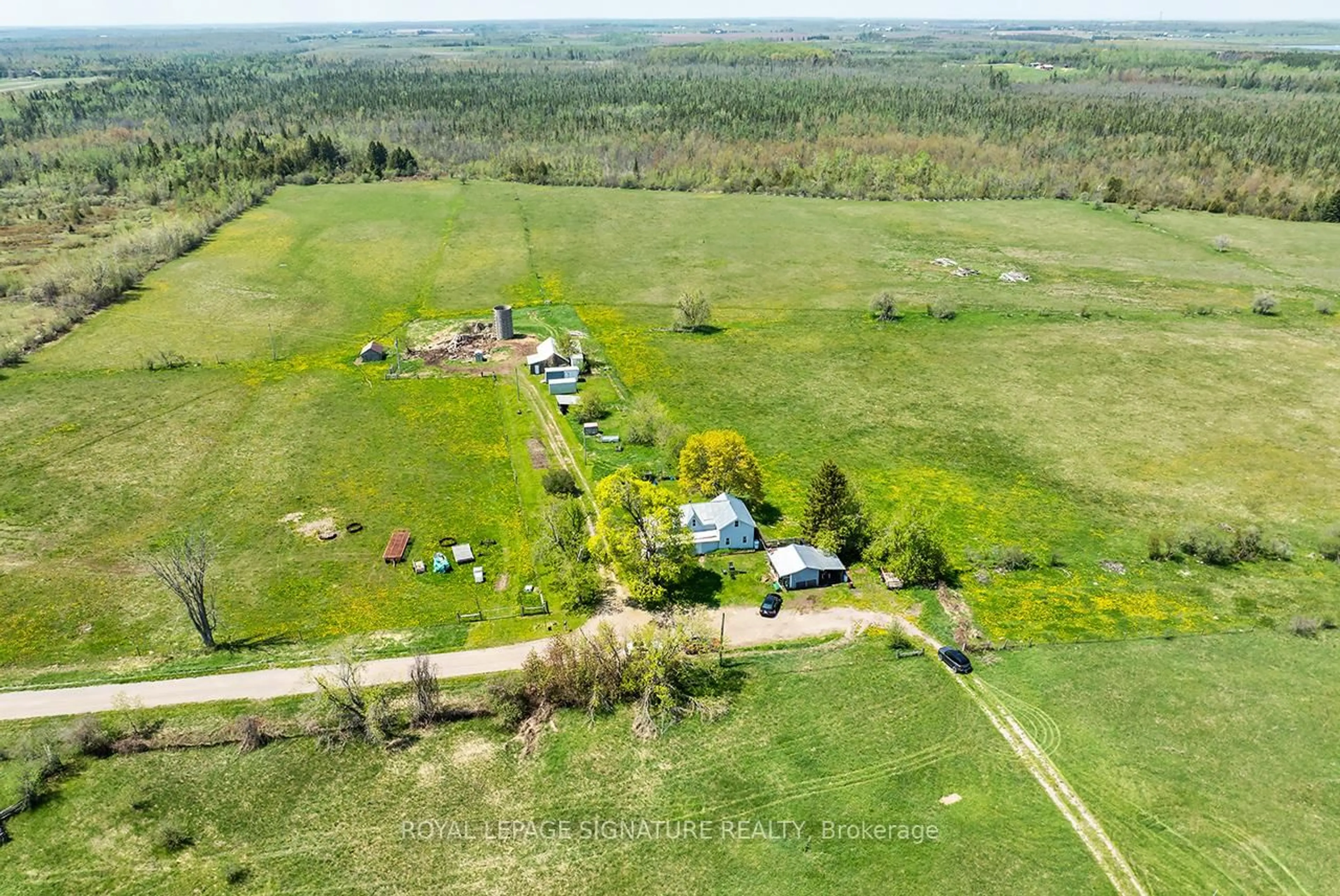 A pic from outside/outdoor area/front of a property/back of a property/a pic from drone, unknown for 1007 Moor Rd, Kawartha Lakes Ontario K0M 2T0