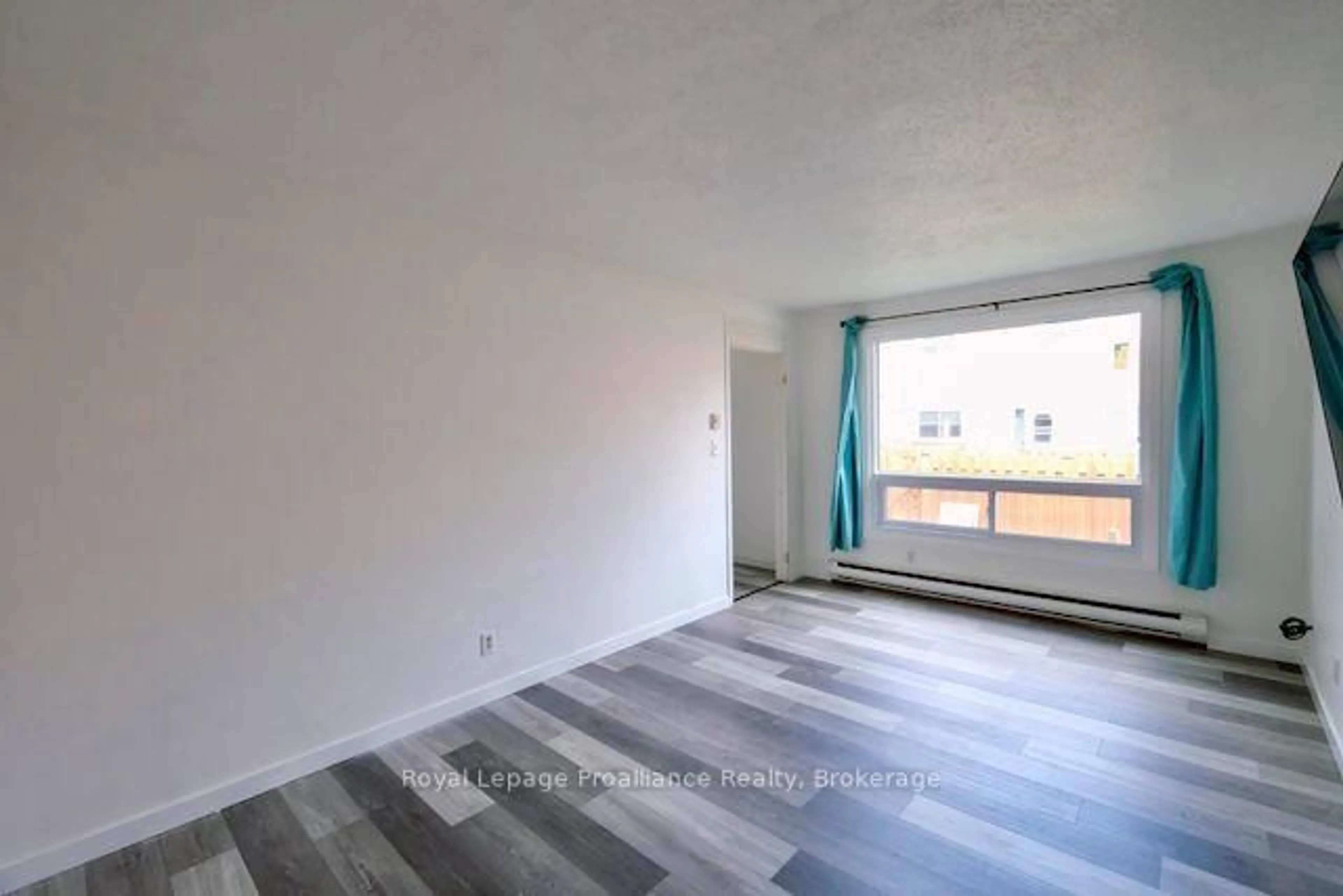 A pic of a room for 19 Tracey Park Dr #35, Belleville Ontario K8P 4R4