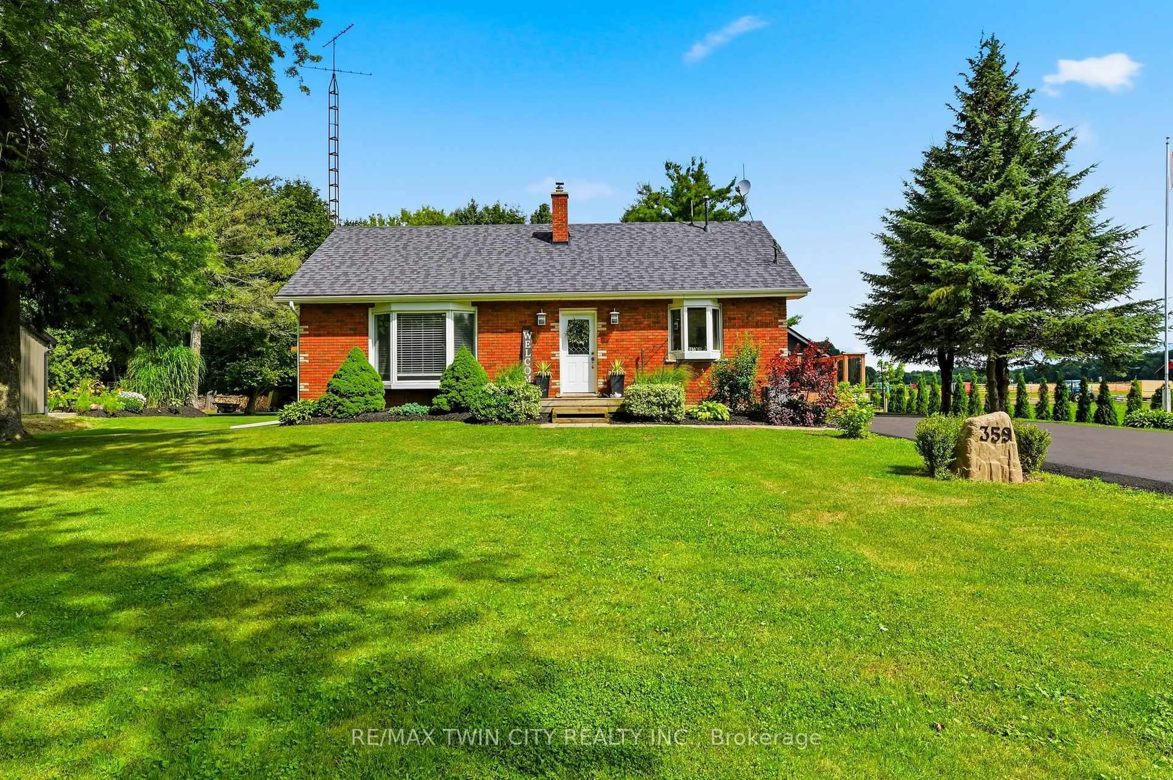 A pic from outside/outdoor area/front of a property/back of a property/a pic from drone, street for 359 German School Rd, Brant Ontario N3L 3E1