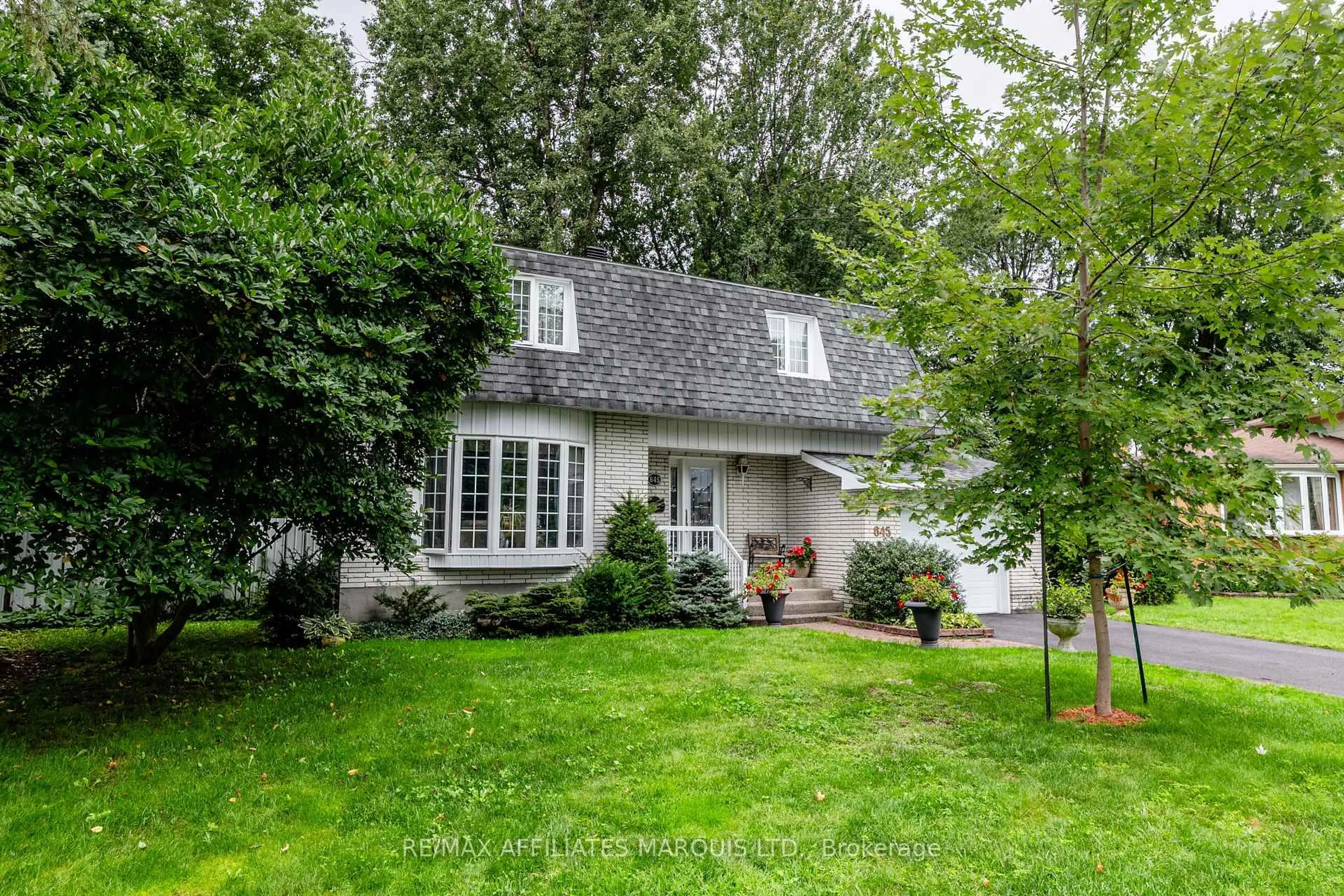 Unknown for 645 Dundas Cres, Cornwall Ontario K6H 6L1
