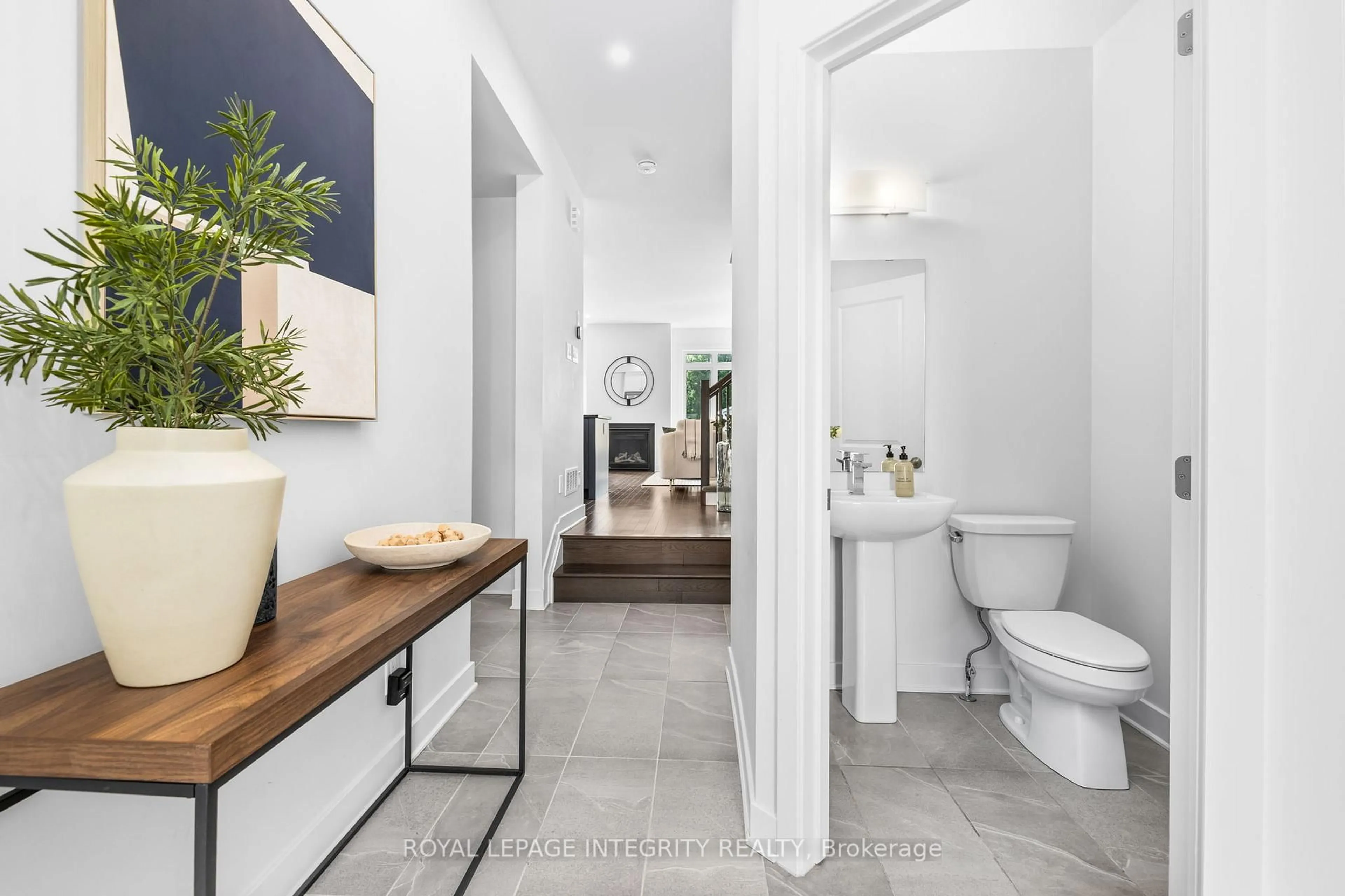 Contemporary bathroom, ceramic/tile floor for 213 Bristol Cres, North Grenville Ontario K0G 1J0