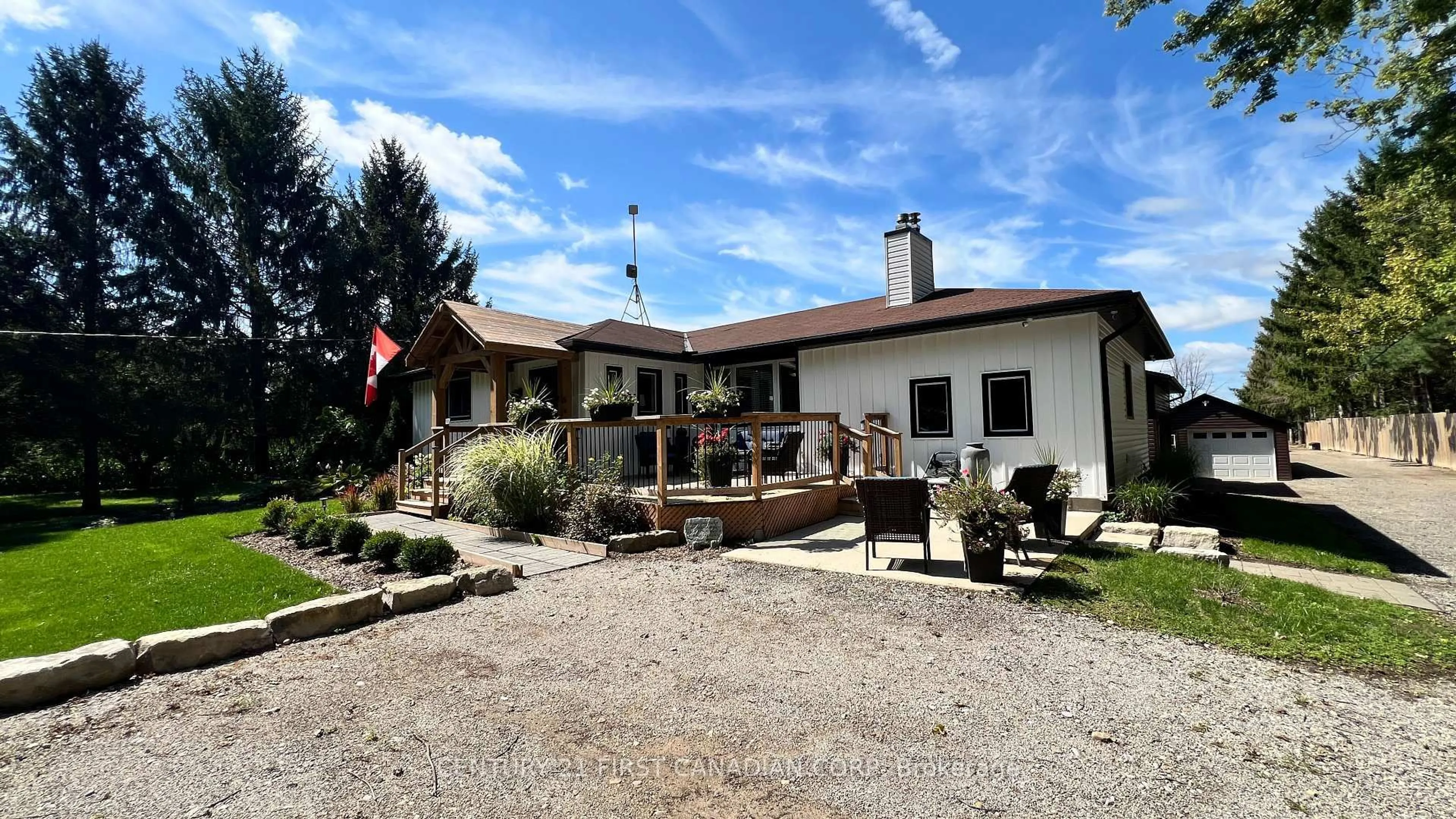 Patio, unknown for 20883 REBECCA Rd, Thames Centre Ontario N0E 1W0