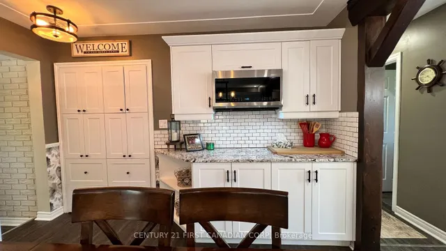 20883 REBECCA Rd, Thames Centre 4