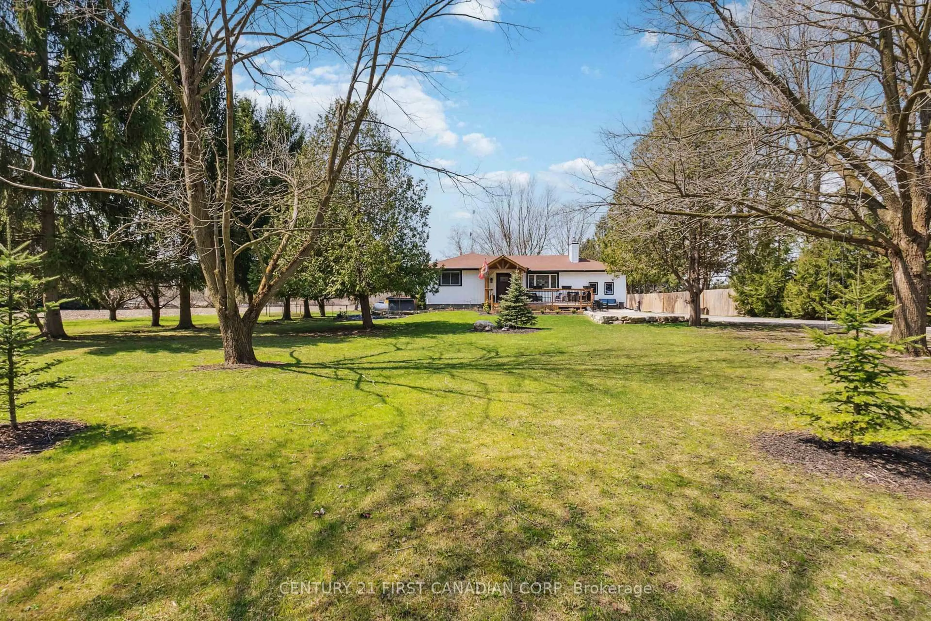 A pic from outside/outdoor area/front of a property/back of a property/a pic from drone, unknown for 20883 REBECCA Rd, Thames Centre Ontario N0E 1W0