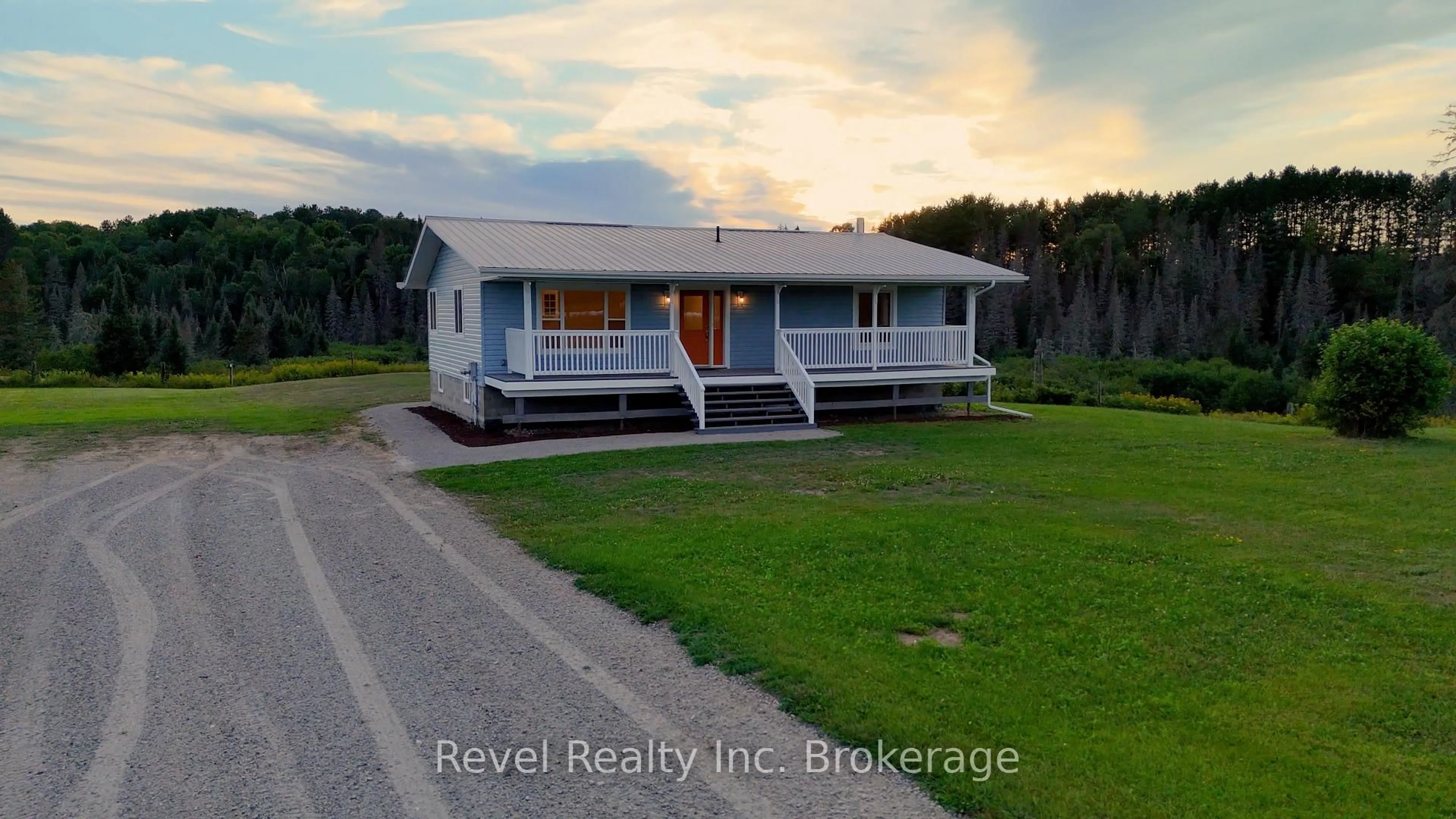 A pic from outside/outdoor area/front of a property/back of a property/a pic from drone, water/lake/river/ocean view for 125 Booth Rd, Nipissing Ontario P0H 1J0