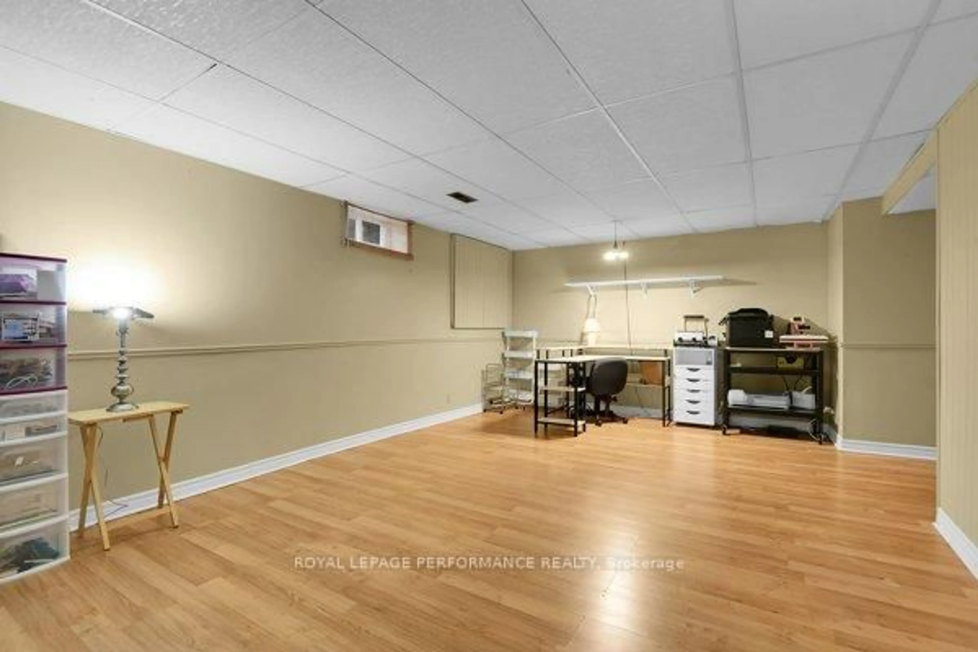 trreb/IMG-X13714036_06ab5a7c-a3bd-4655-9ff3-e056dc2962f3-l.jpg