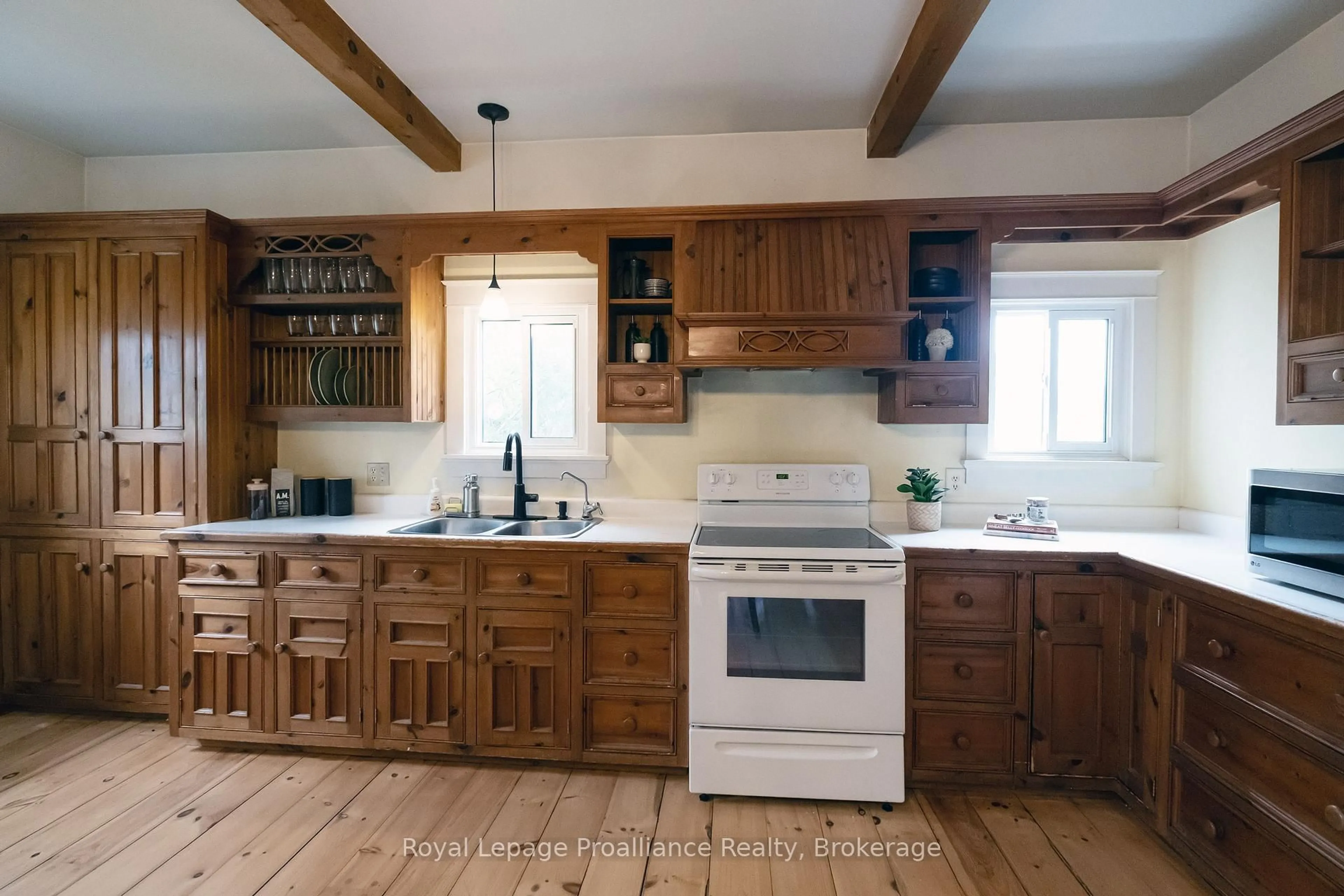 Rustic kitchen, ceramic/tile floor for 77 Anson Rd, Stirling Ontario K0K 3E0