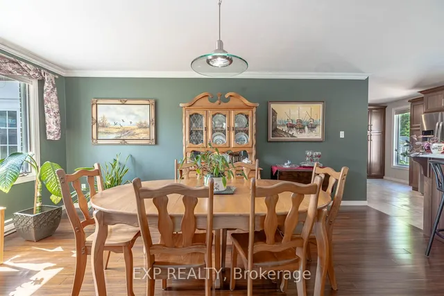 10 Kathryn Cres, North Bay 4