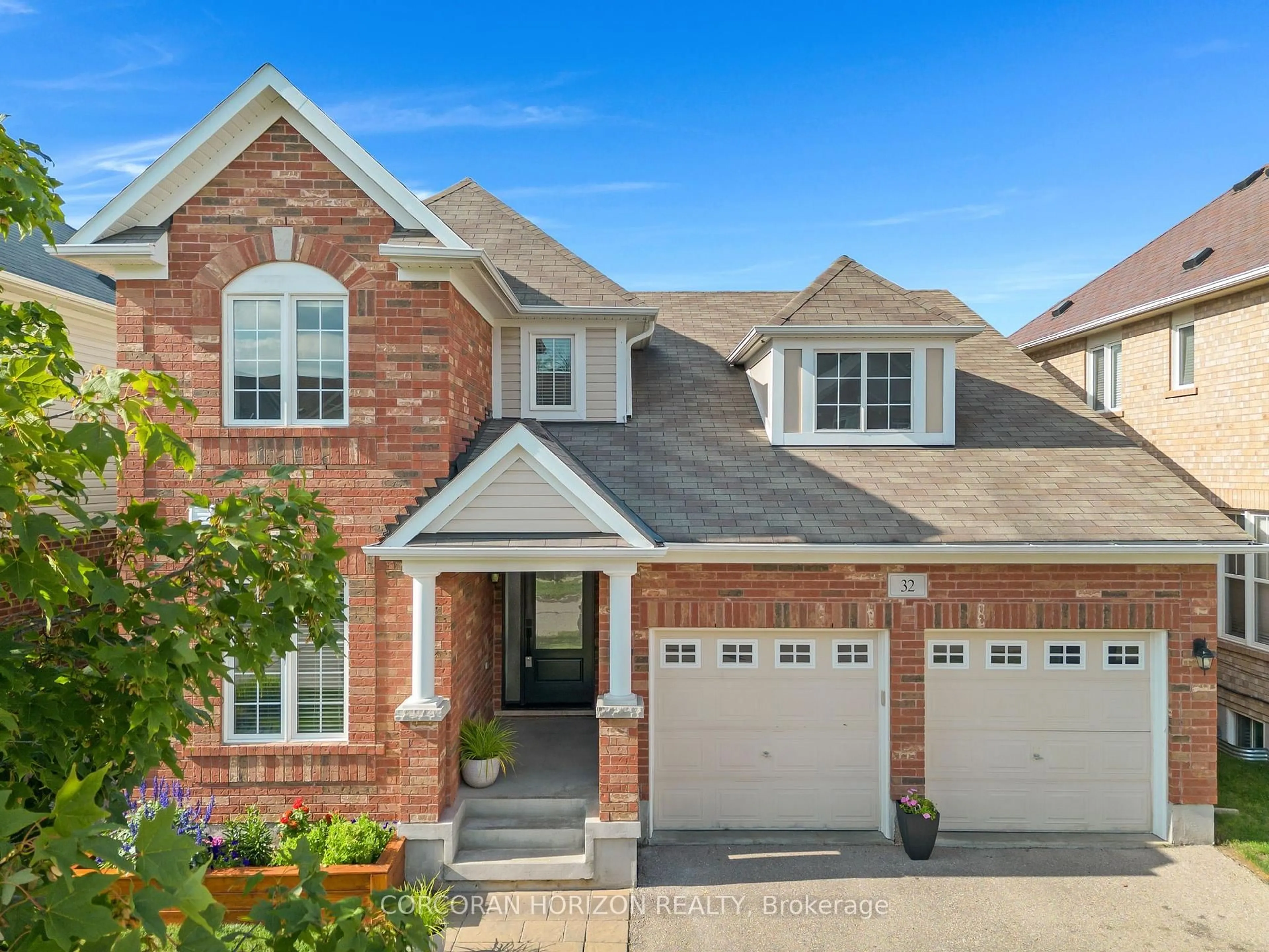 Home with brick exterior material, street for 32 Chase Cres, Cambridge Ontario N3C 0C5