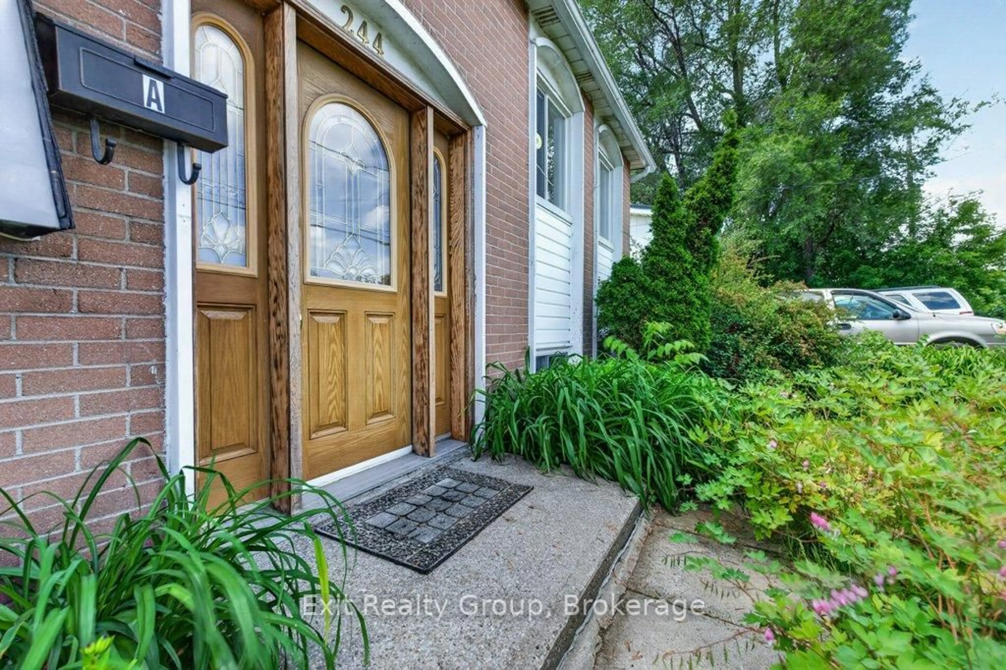 Indoor entryway for 244 Weller Ave, Kingston Ontario K7K 2V2