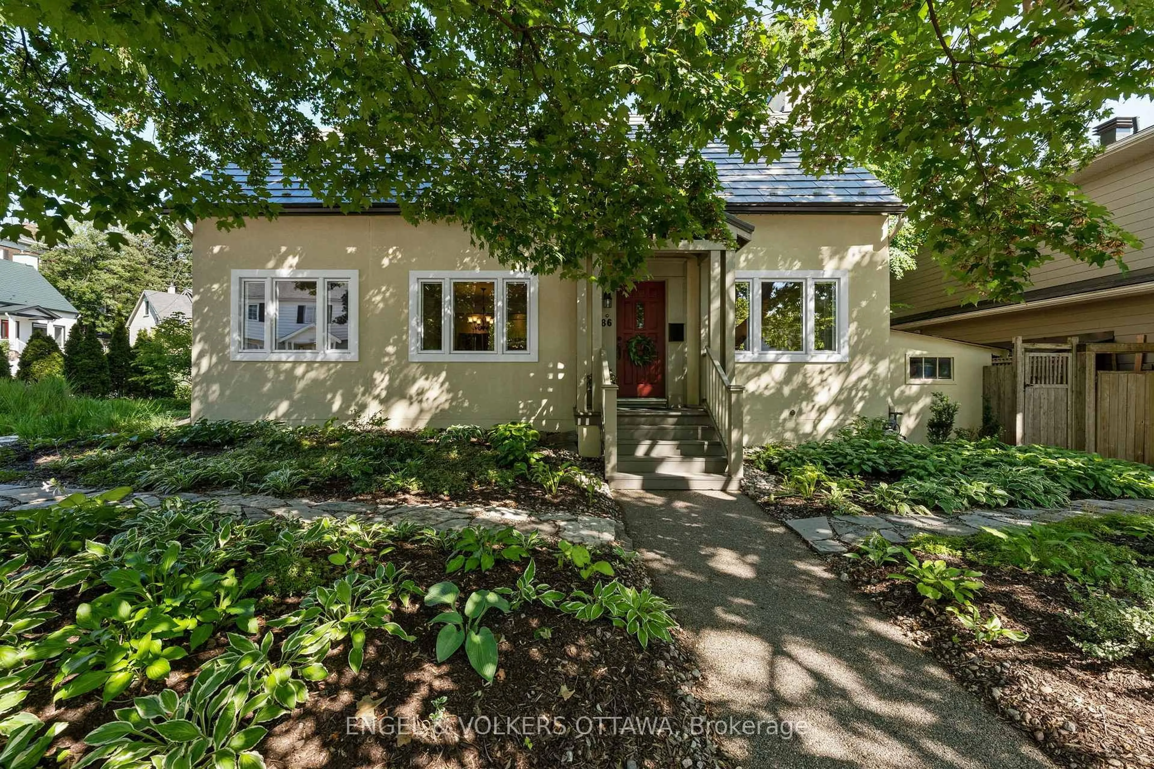 Unknown for 86 Ivy Cres, Ottawa Ontario K1M 1X6