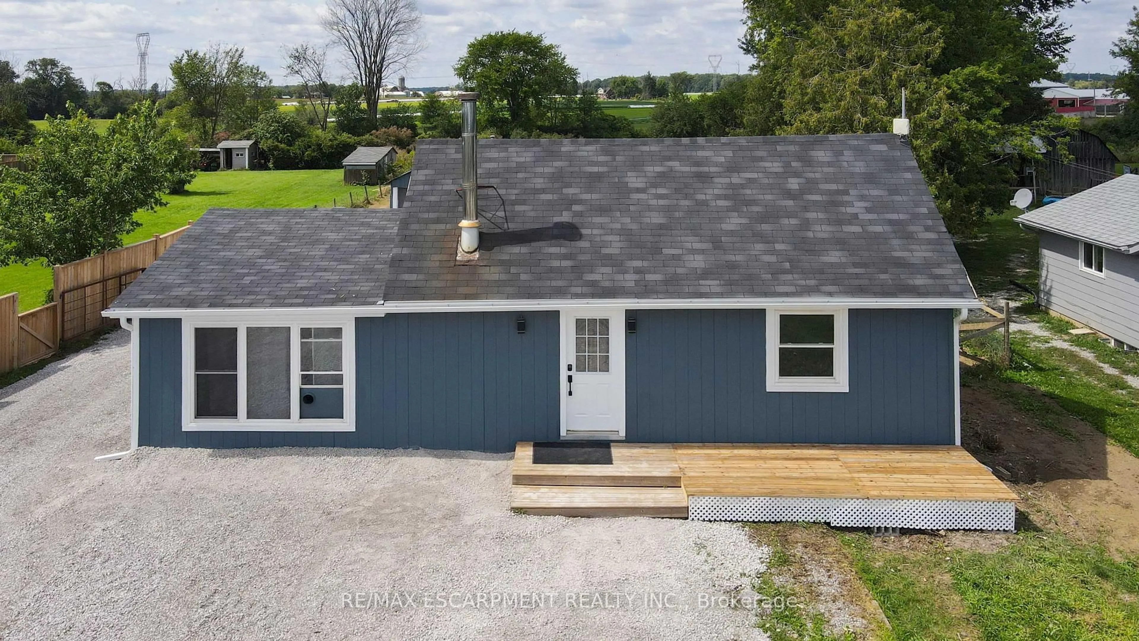 A pic from outside/outdoor area/front of a property/back of a property/a pic from drone, street for 3689 #6 Highway, Haldimand Ontario N0A 1H0