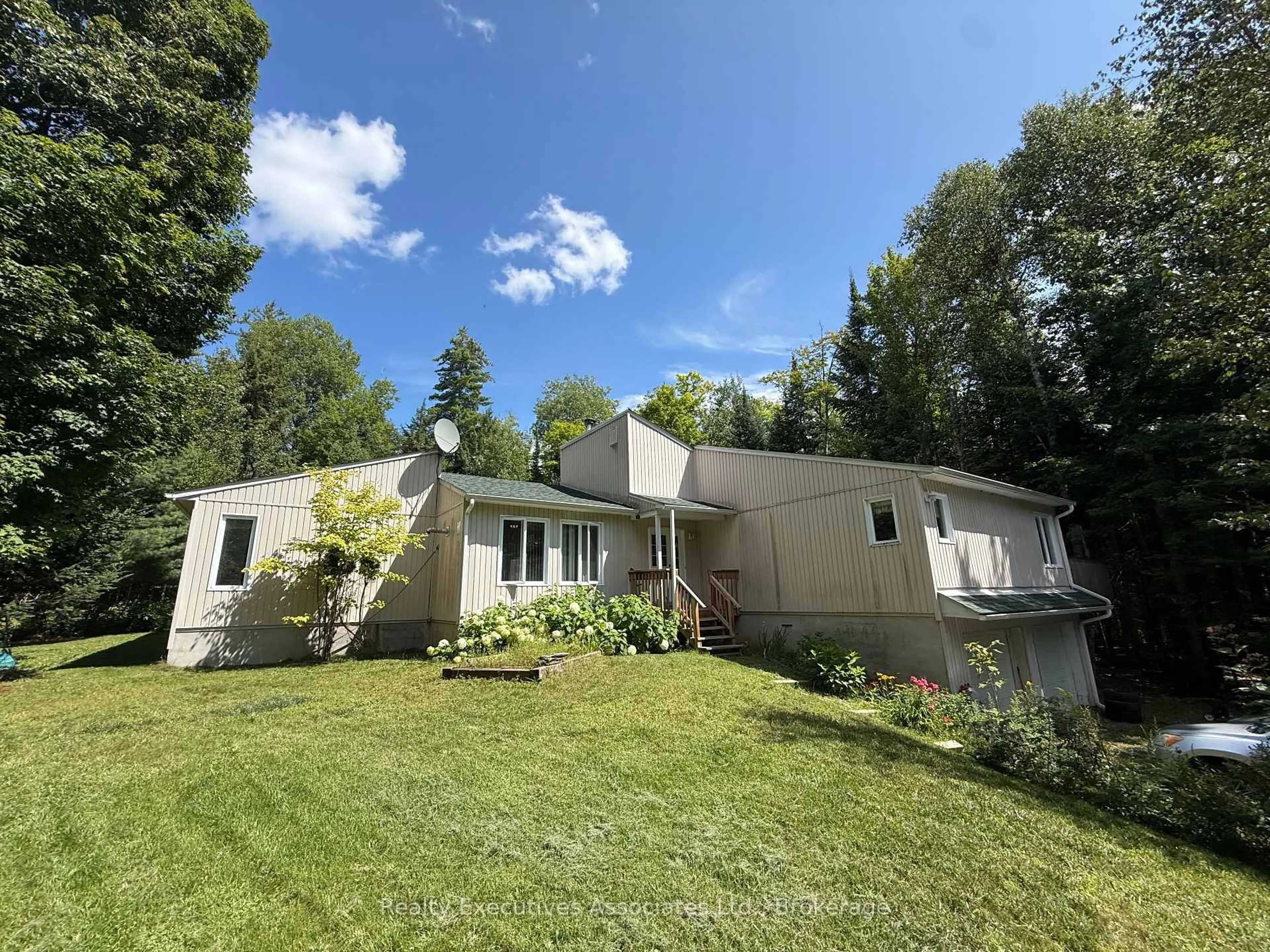 A pic from outside/outdoor area/front of a property/back of a property/a pic from drone, unknown for 32739 28 Highway, Bancroft Ontario K0L 1C0