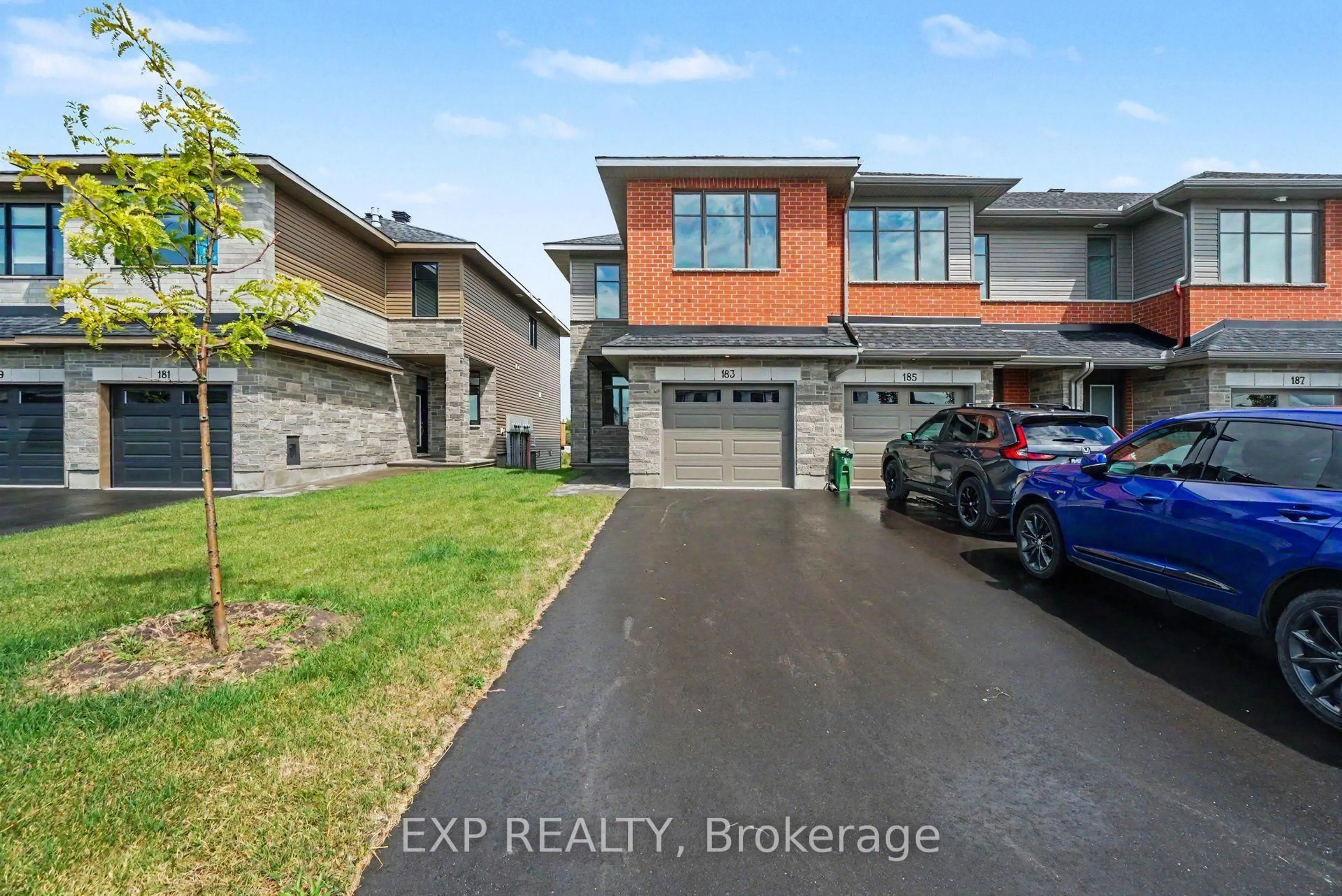 A pic from outside/outdoor area/front of a property/back of a property/a pic from drone, street for 183 Craig Duncan Terr, Ottawa Ontario K2S 3C6