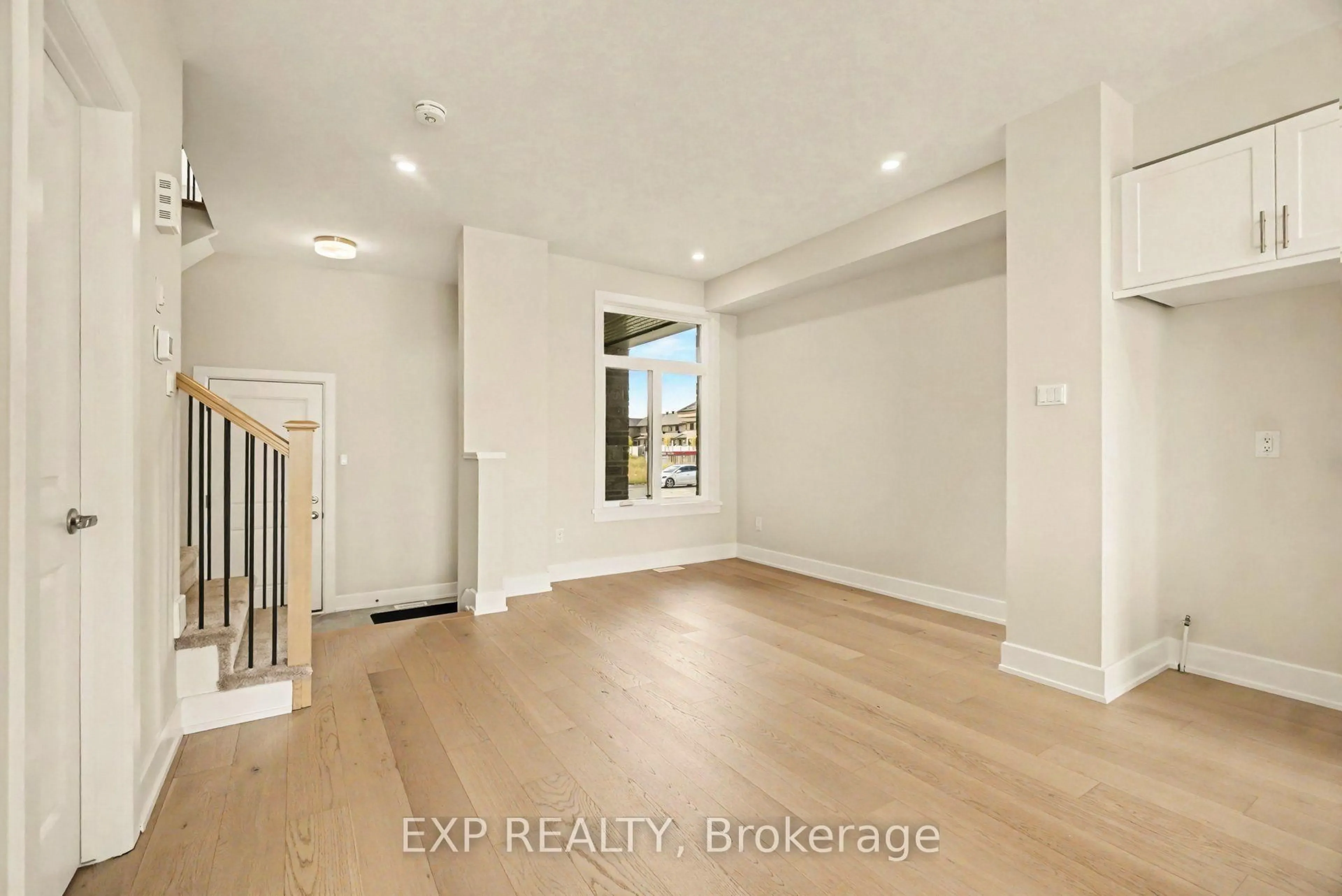 A pic of a room for 183 Craig Duncan Terr, Ottawa Ontario K2S 3C6