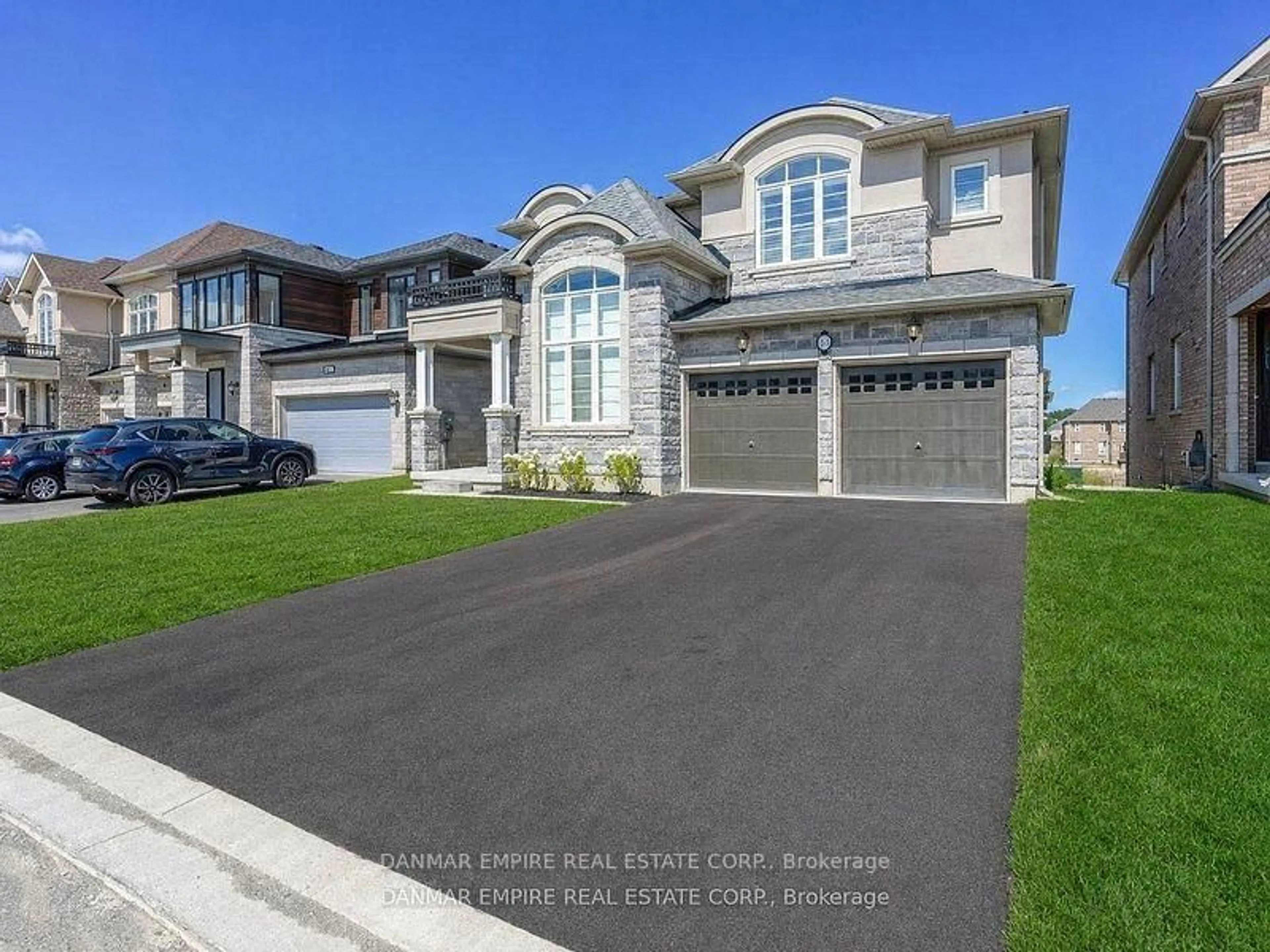 Home with vinyl exterior material, street for 43 Morrison Dr, Hamilton Ontario L9K 0H8
