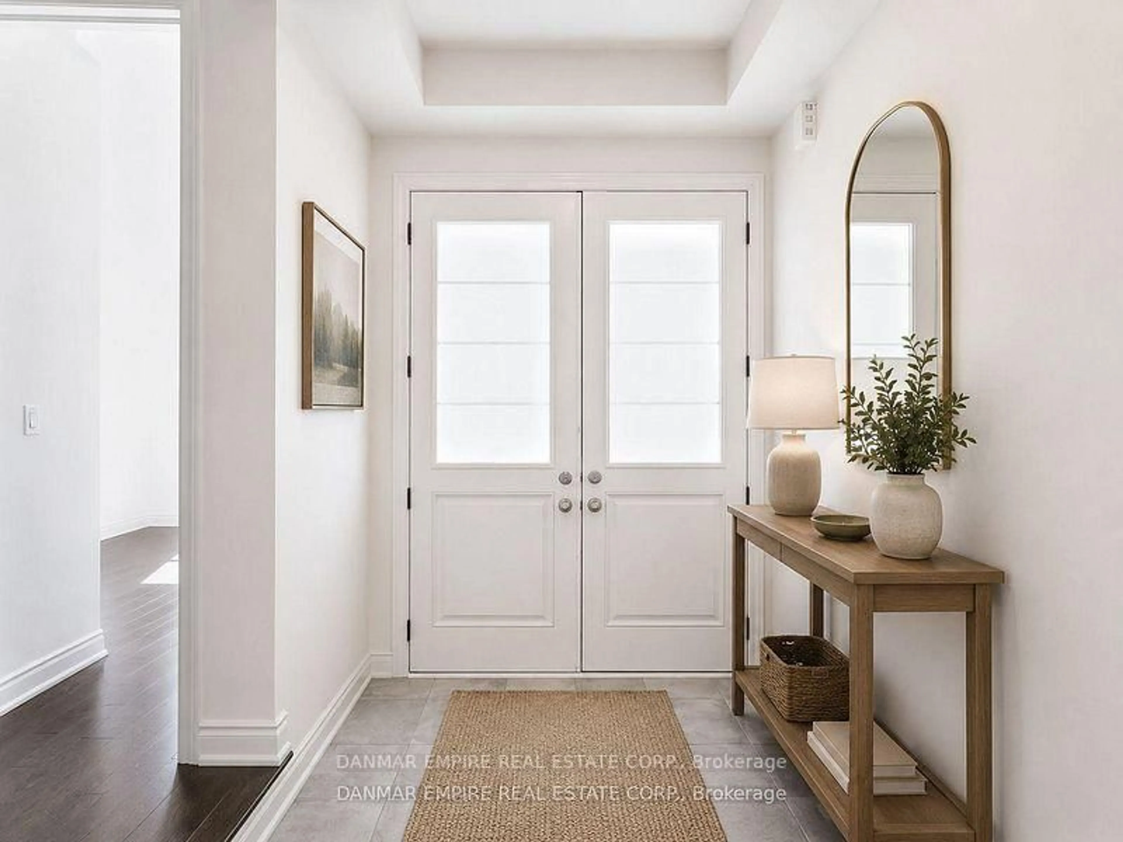 Indoor entryway for 43 Morrison Dr, Hamilton Ontario L9K 0H8
